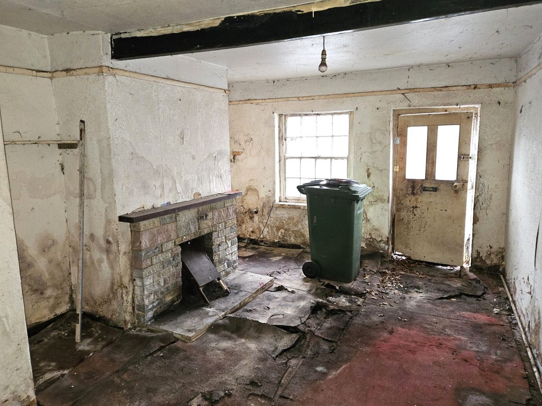 9 Dereham Road, Litcham, King's Lynn, PE32 2NU