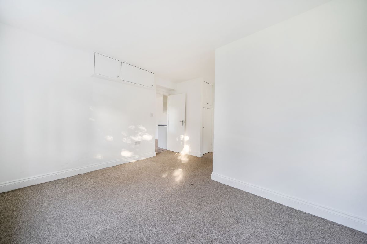 12 St Anns Court, Sunningfields Road, Hendon, NW4 4QY