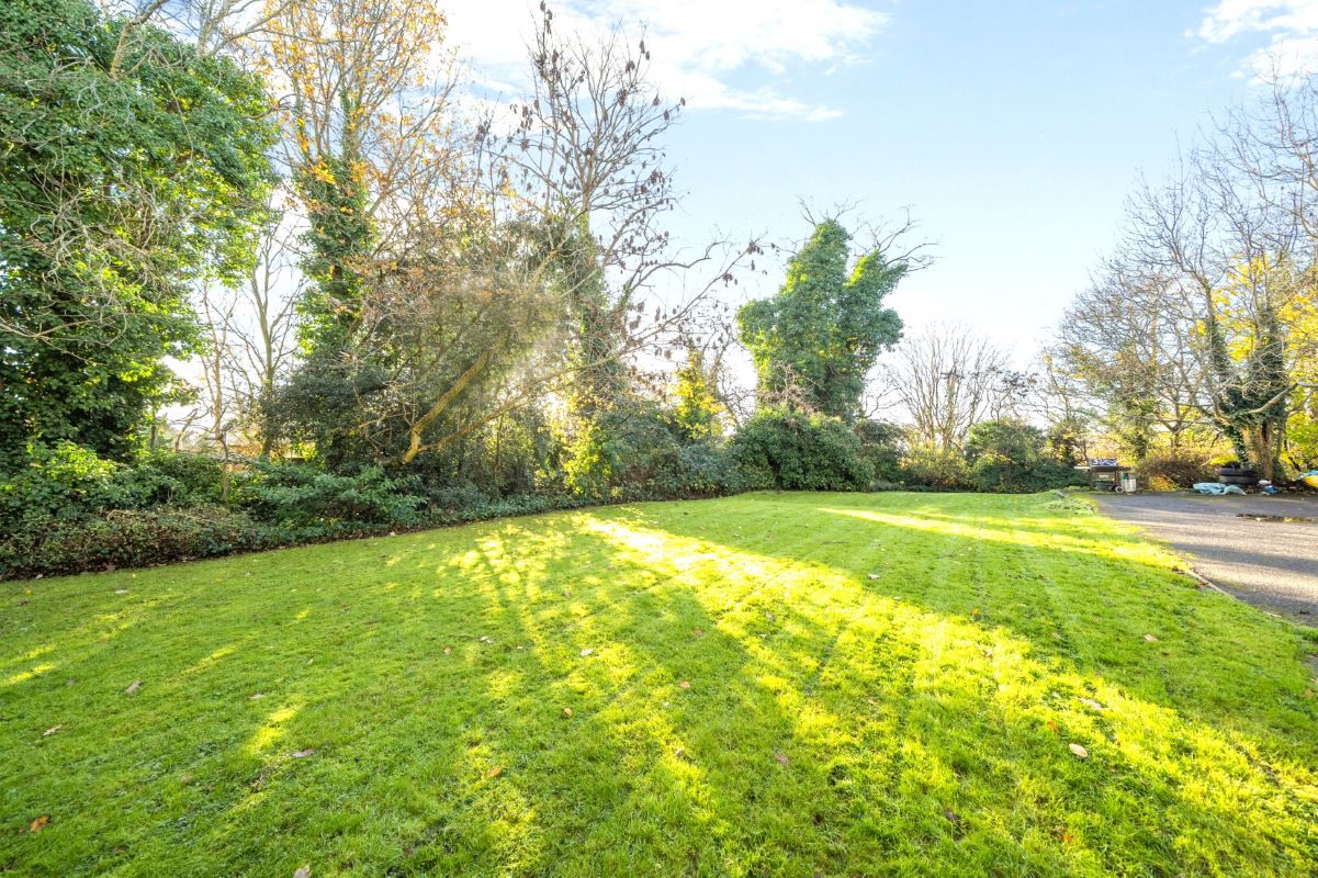 12 St Anns Court, Sunningfields Road, Hendon, NW4 4QY