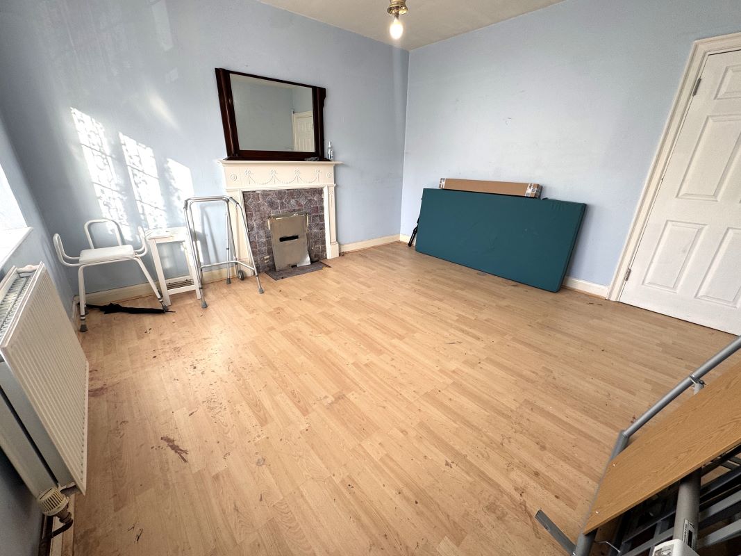 Flat 7 Queens Mansions, Watford Way, Hendon, NW4 3AN