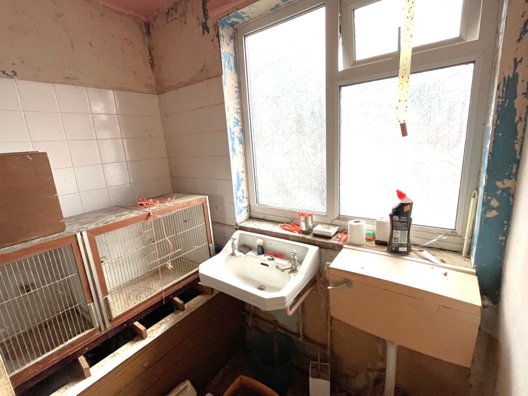 100 Pennine Avenue, Luton, LU3 3EH