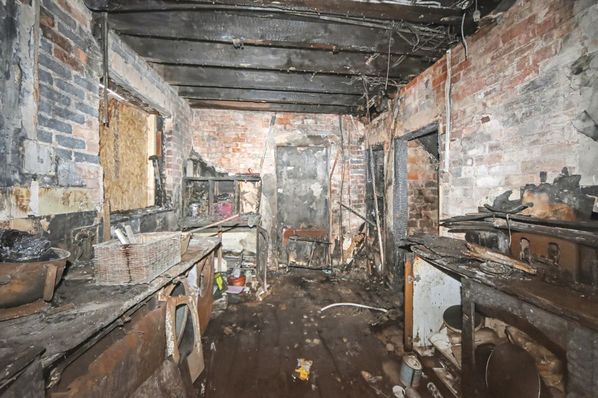 464 Warrington Road, Wigan, WN3 6QF