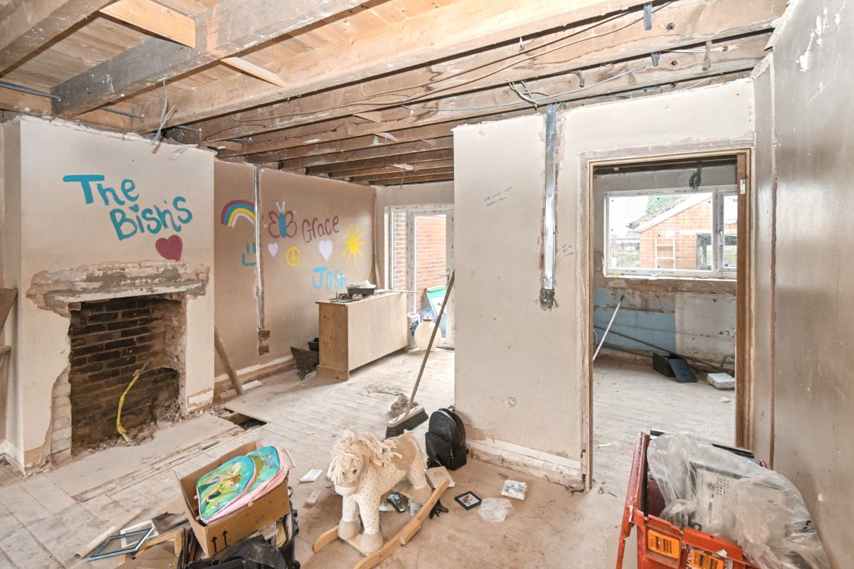 77 Berwyn Way, Nuneaton, CV10 8QW