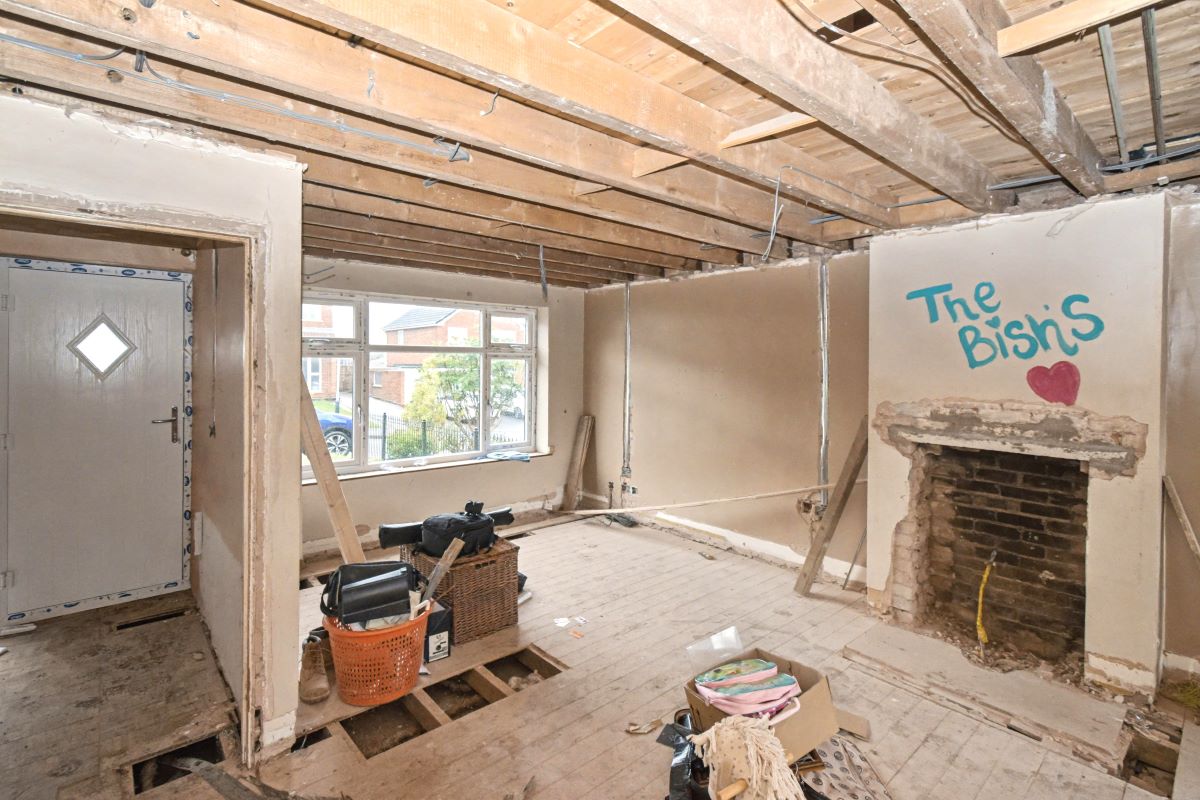 77 Berwyn Way, Nuneaton, CV10 8QW