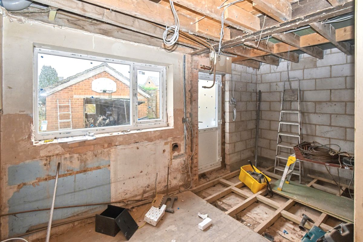 77 Berwyn Way, Nuneaton, CV10 8QW