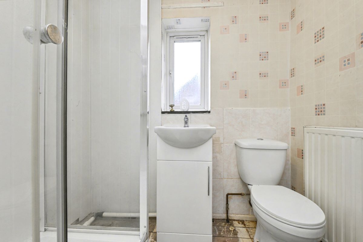 13 Droitwich Close, Silverdale, Newcastle, ST5 6RA