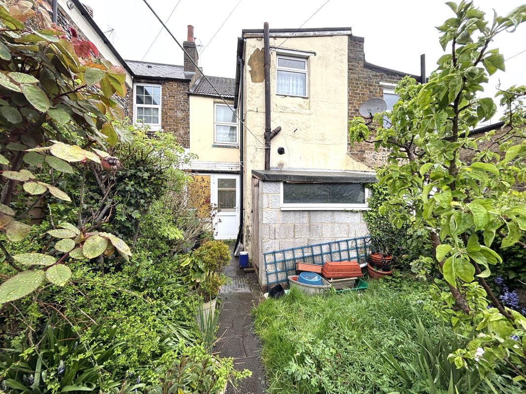 21 Alexandra Road, Ramsgate, CT11 7HY