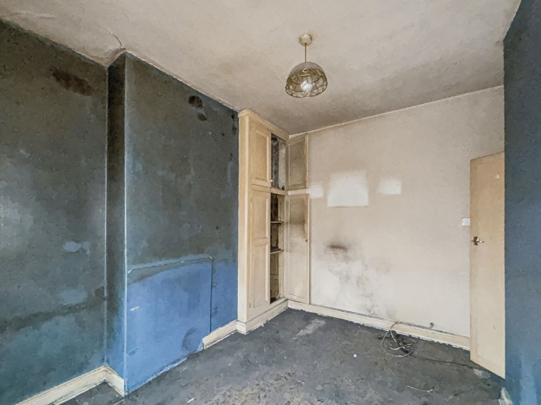 713 Manchester Road, Huddersfield, HD4 5SH