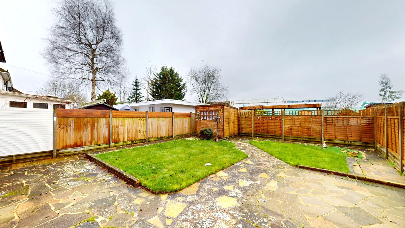 35 Eldon Avenue, Borehamwood, WD6 1NL