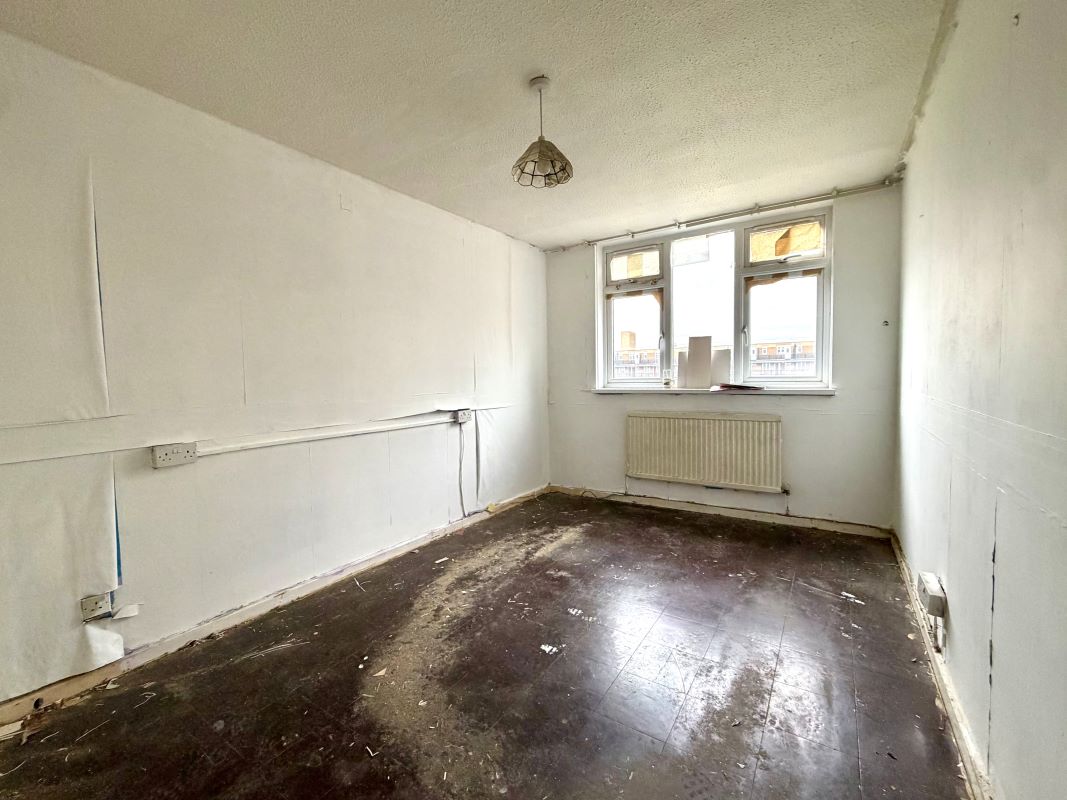 137 Lockwood Square, Bermondsey, SE16 2HX