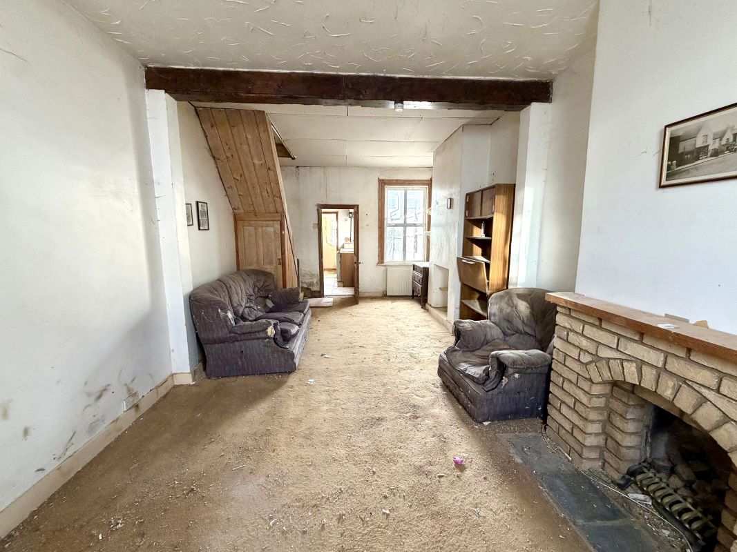 9 Oakleigh Avenue, Southend-on-Sea, SS1 2QR