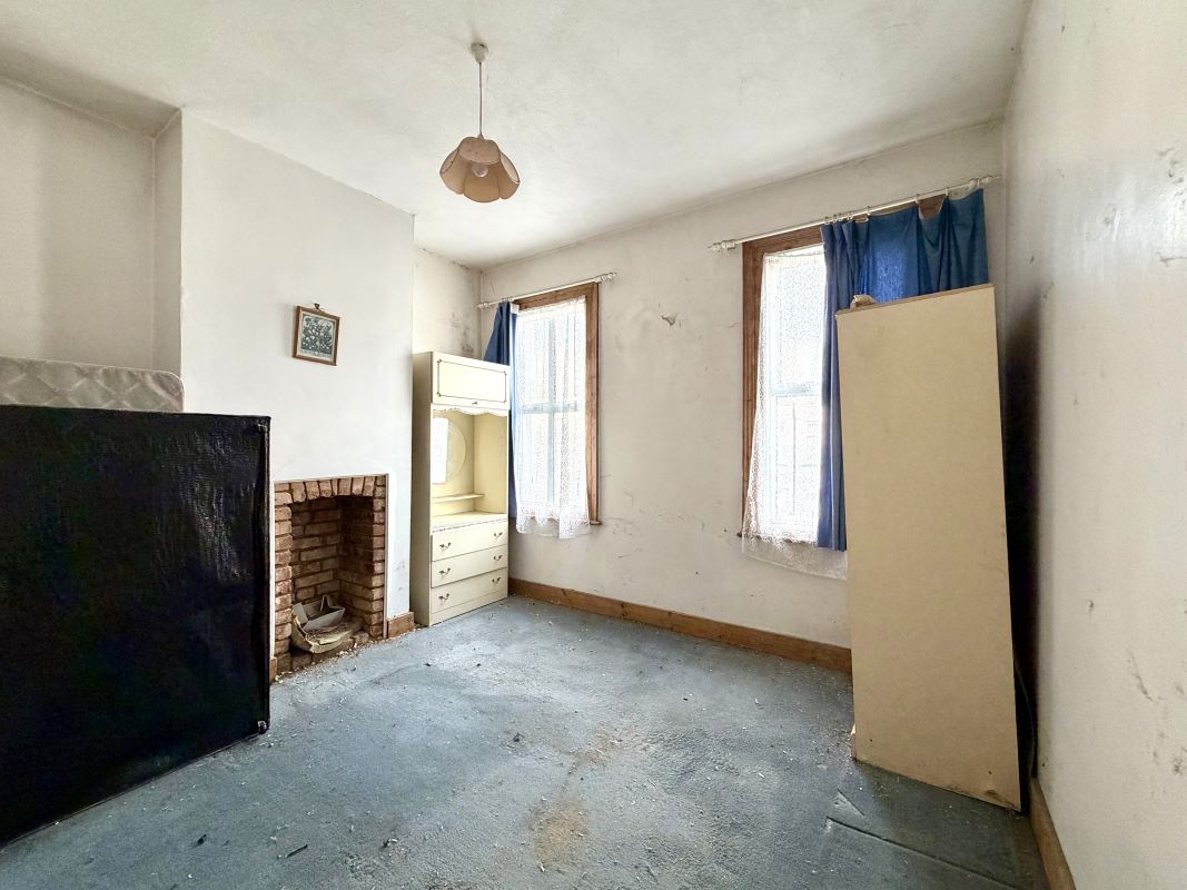 9 Oakleigh Avenue, Southend-on-Sea, SS1 2QR