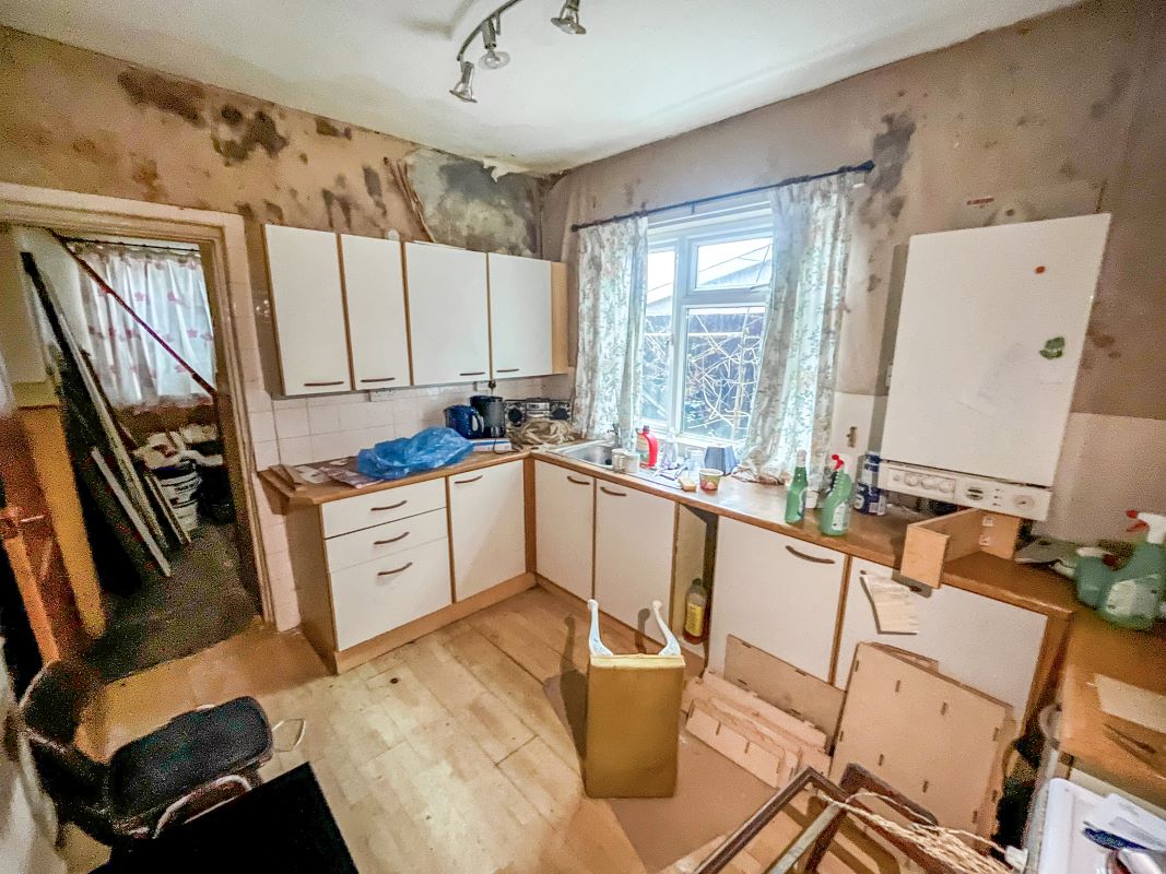 36 Tirycoed Road, Glanamman, Ammanford, SA18 2YE