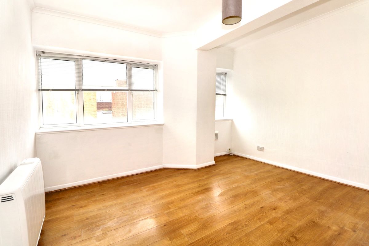 14 Northumberland Court, Northumberland Avenue, Margate, CT9 3BS