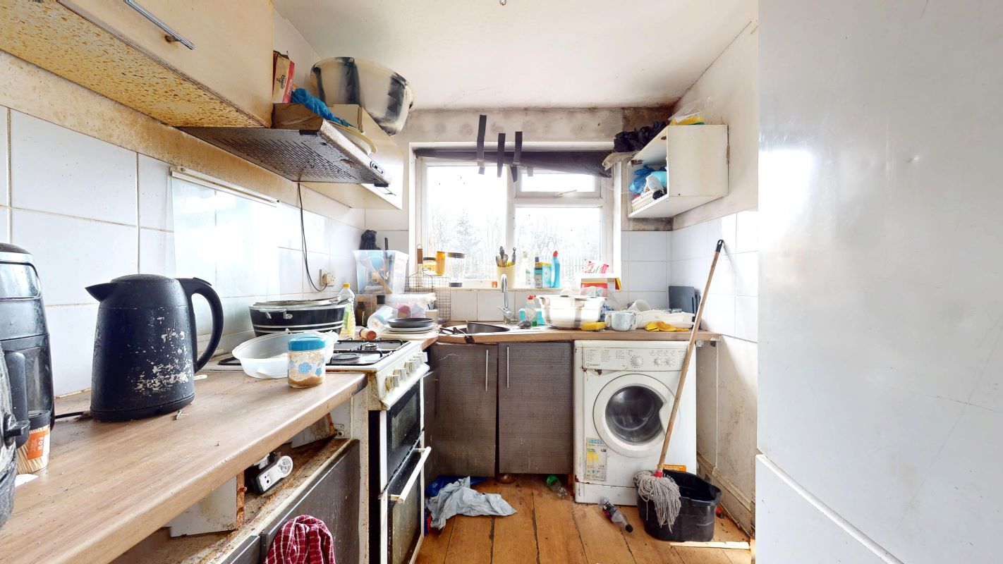 59 Brettenham Road, Edmonton, N18 2ES