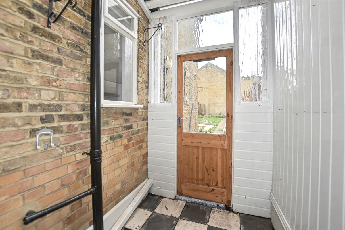 16 Macoma Terrace, Plumstead, SE18 2QN