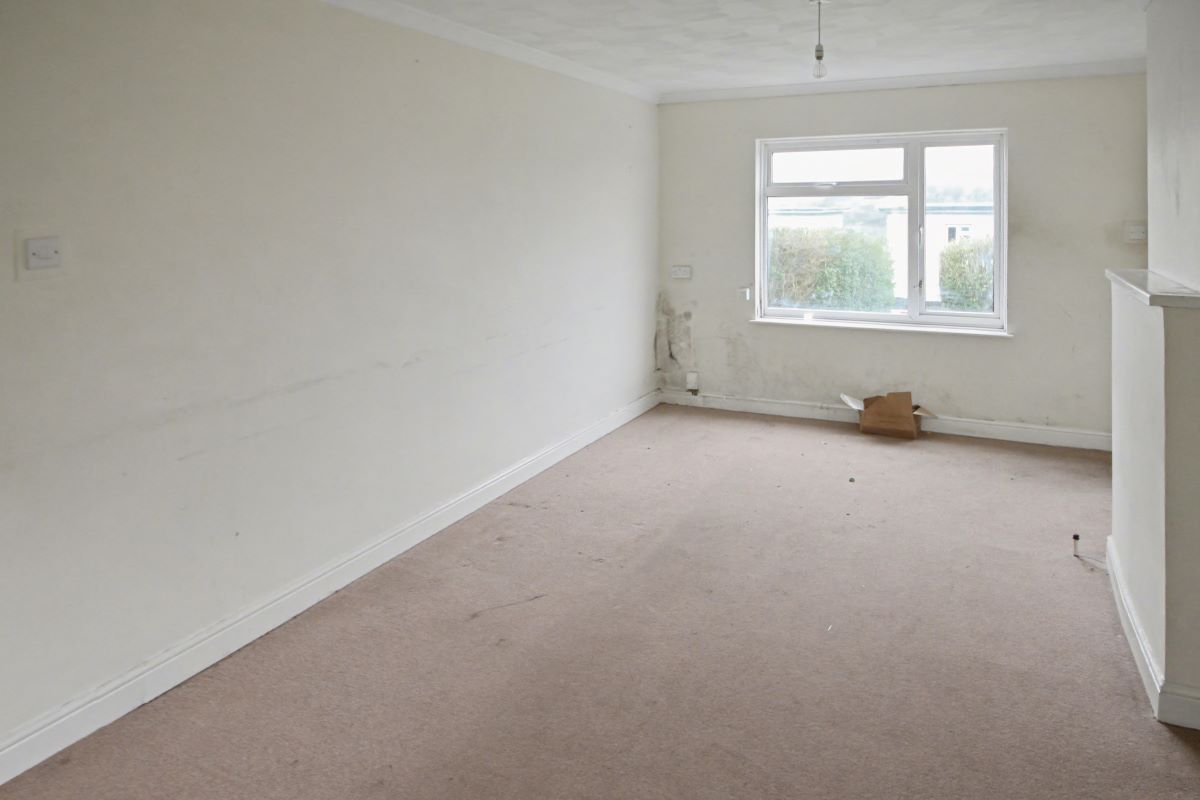 24 Staplefield Drive, Brighton, BN2 4RL