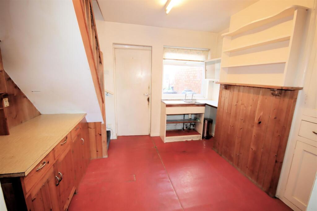 Image 4 of 13