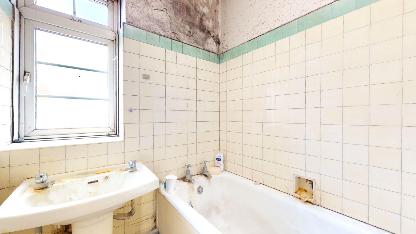 Flat 14 Warwick Lodge, Shoot Up Hill, Brondesbury, NW2 3PE