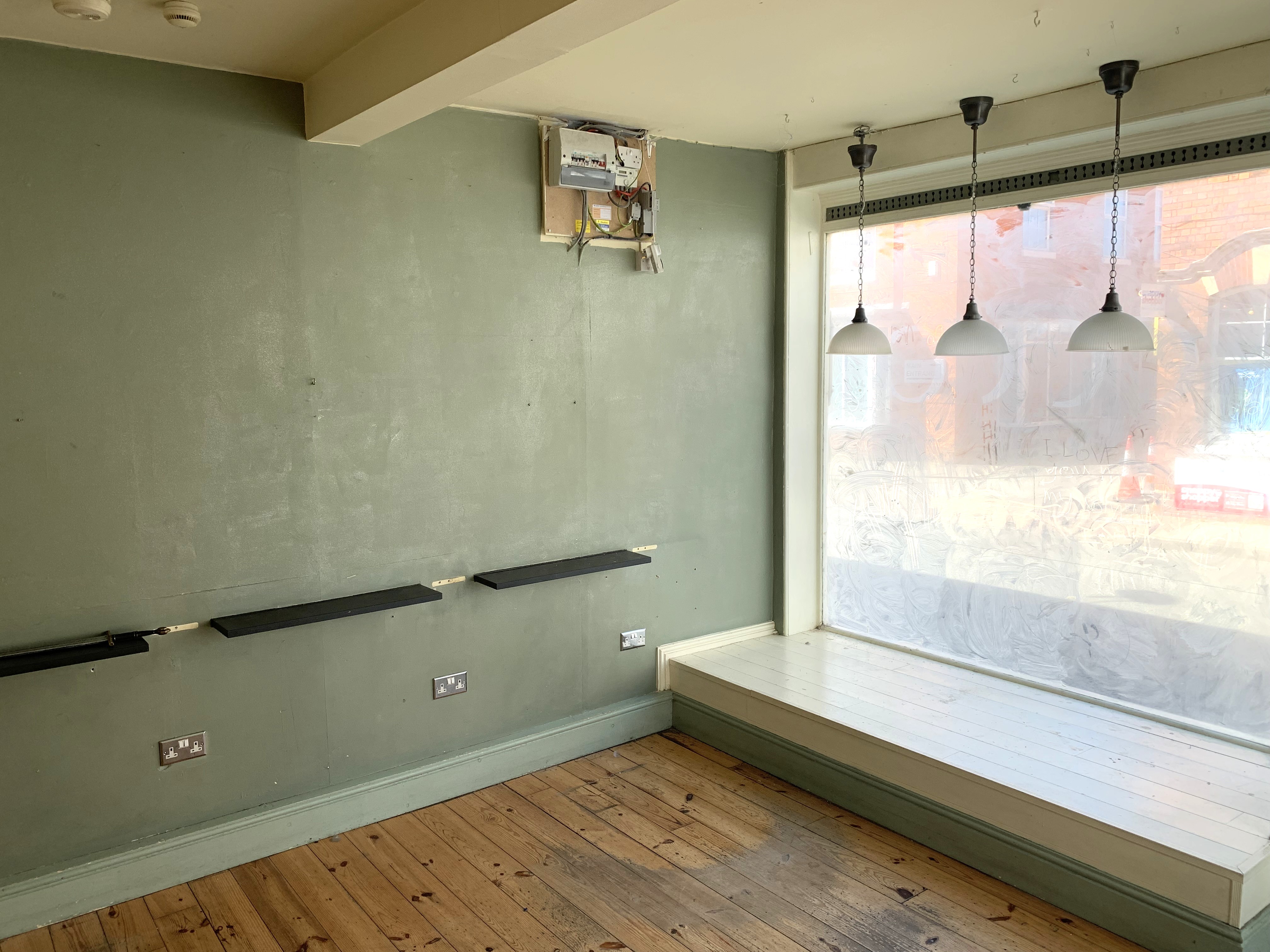 Image 4 of 8