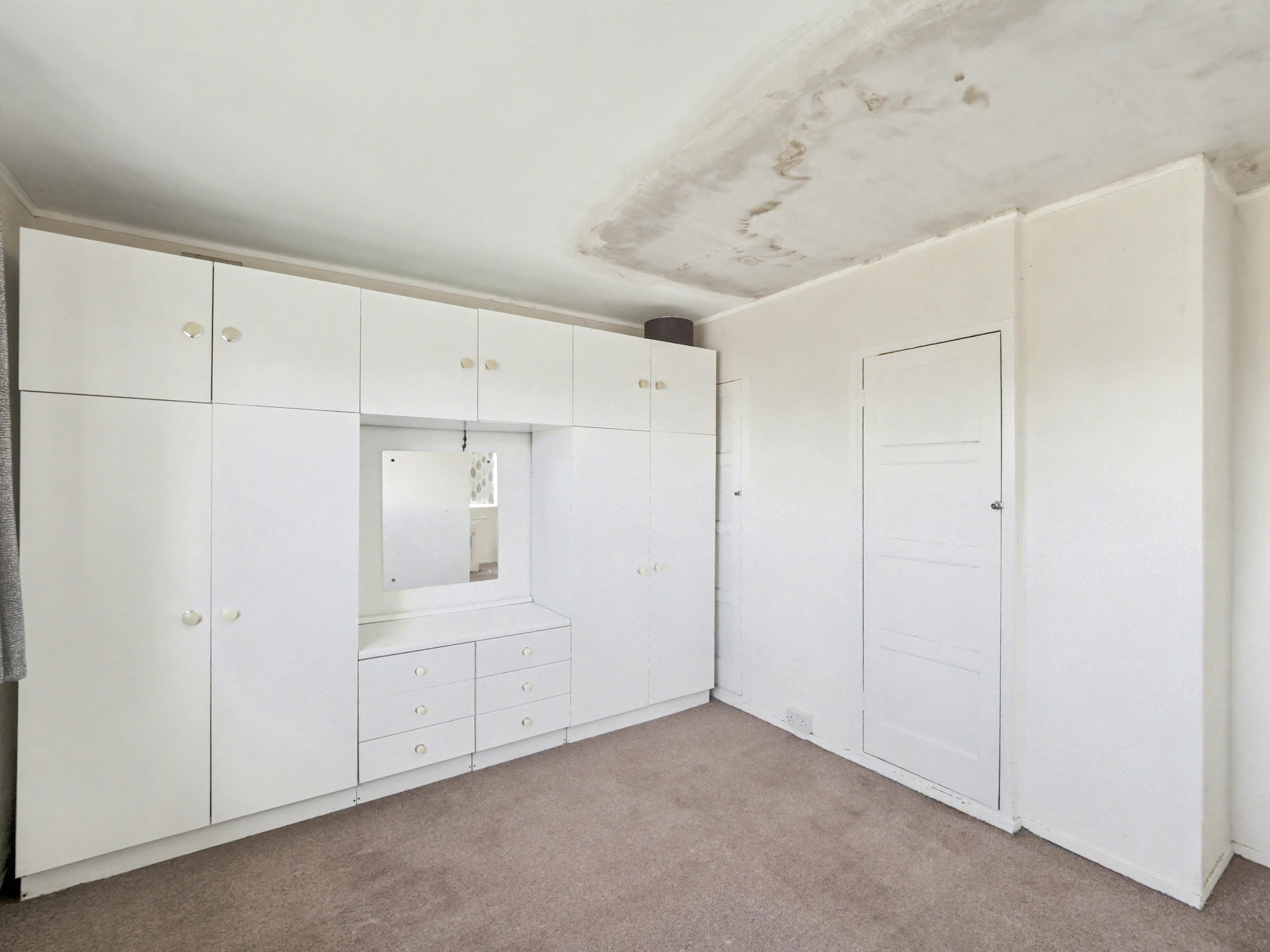 Image 10 of 23
