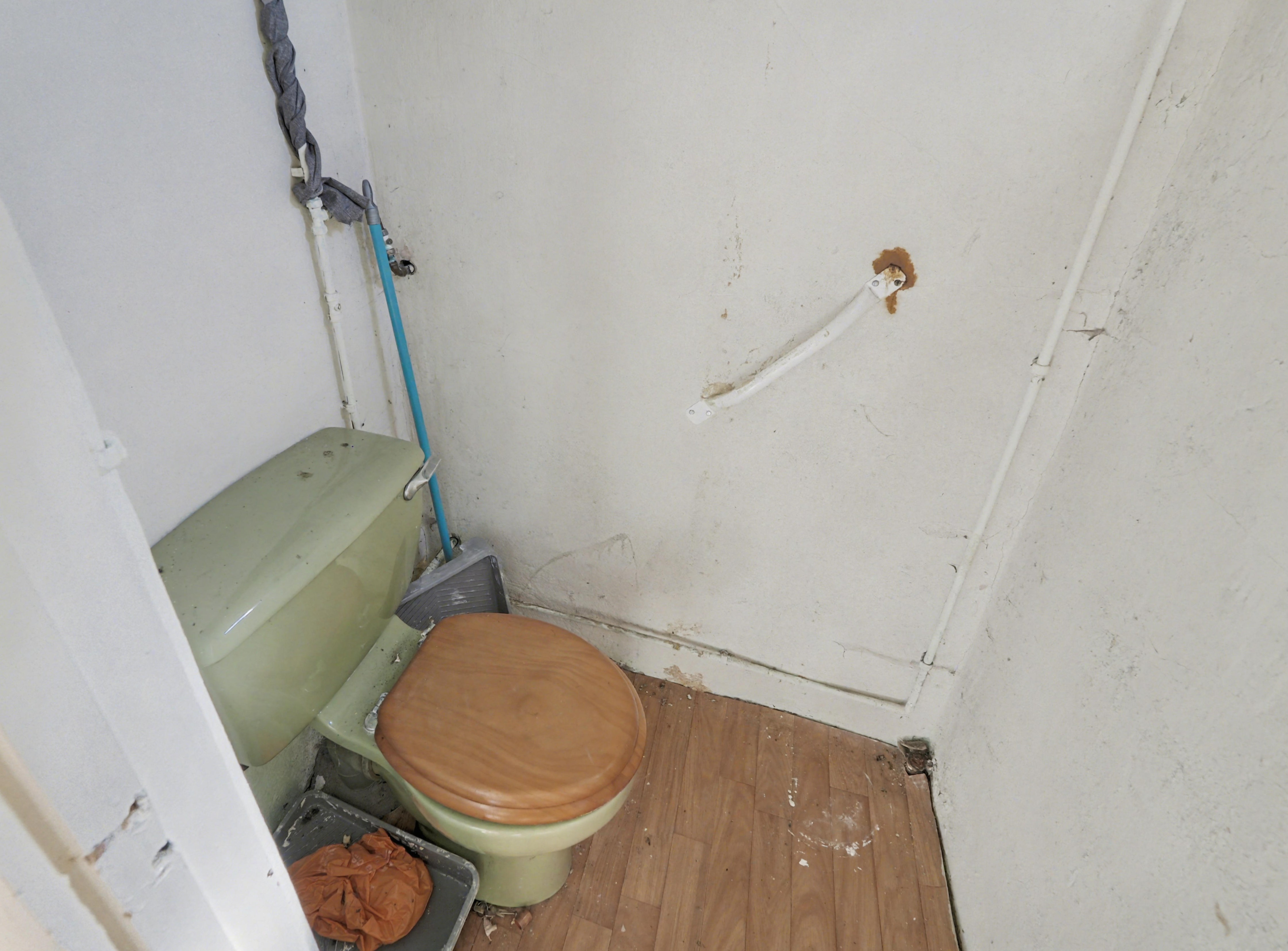 Image 19 of 23