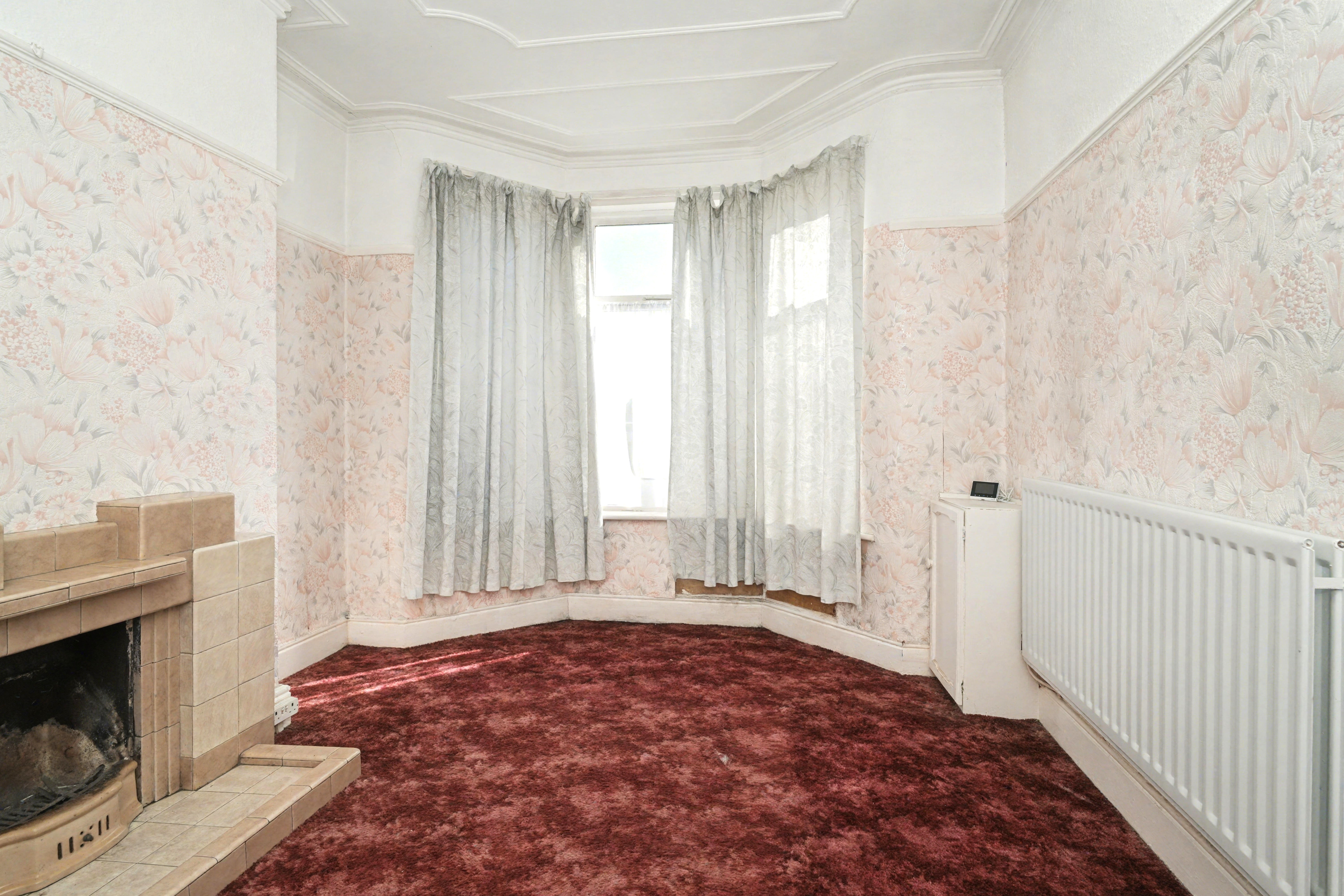 Image 2 of 19