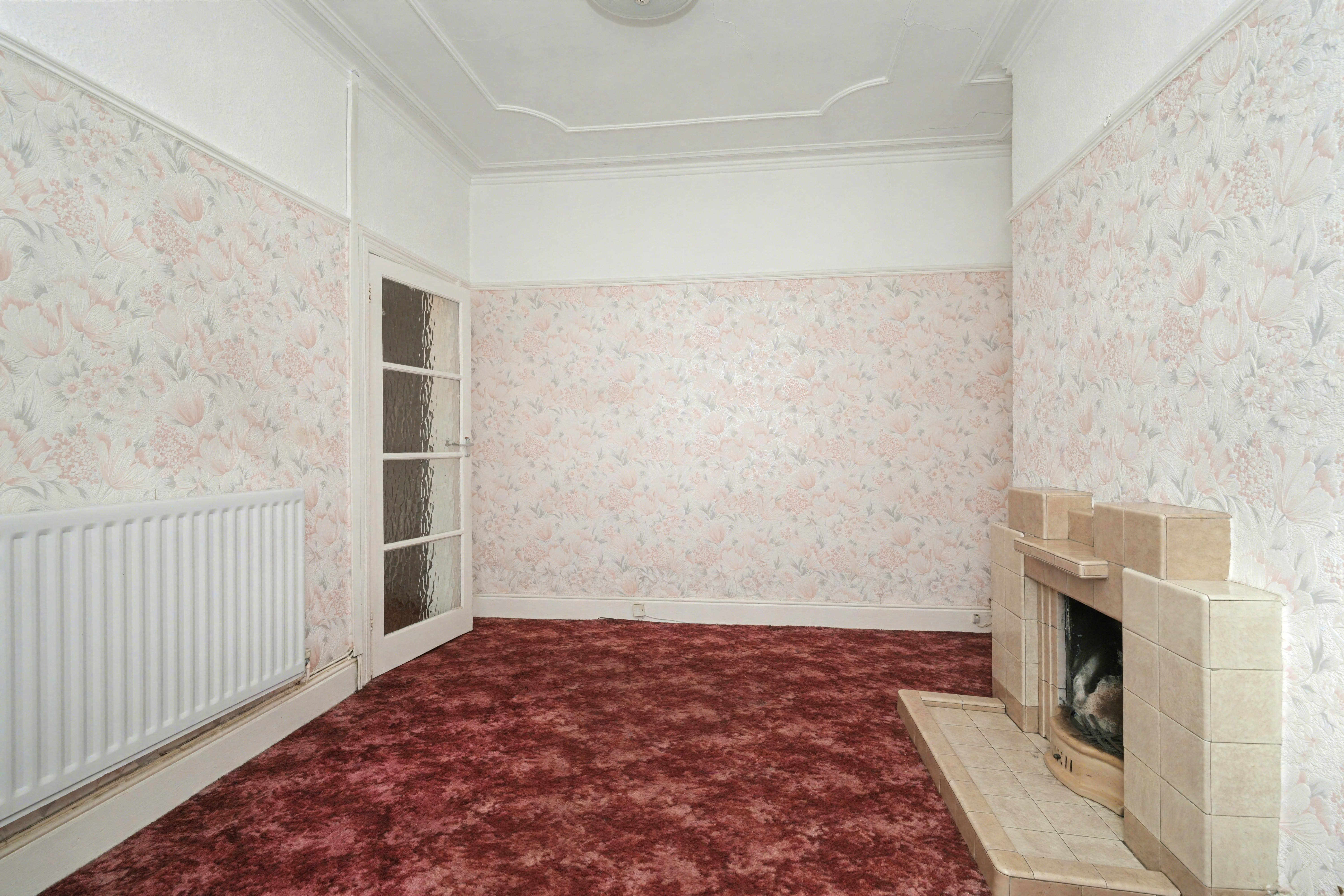 Image 3 of 19