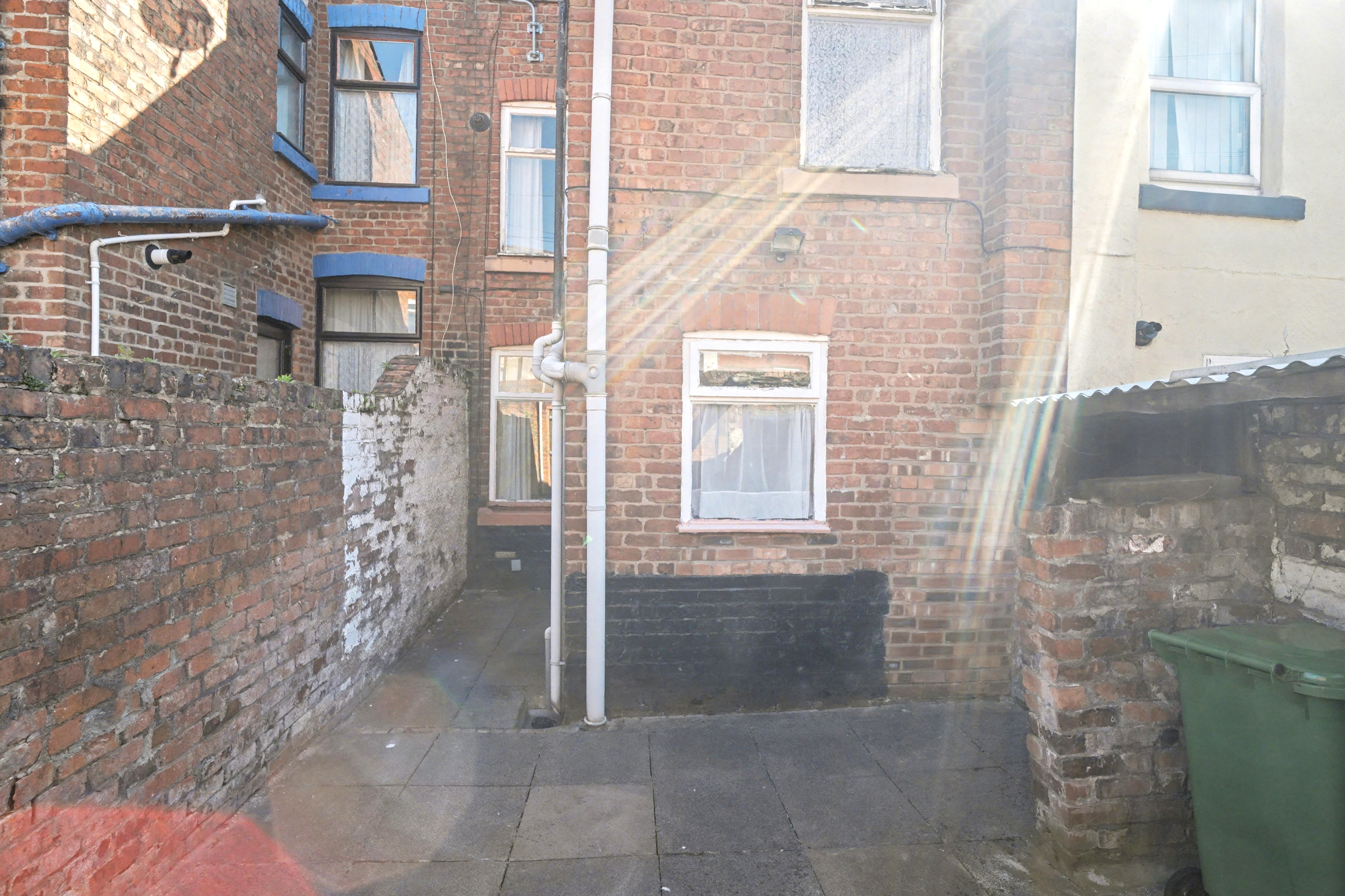 Image 18 of 19
