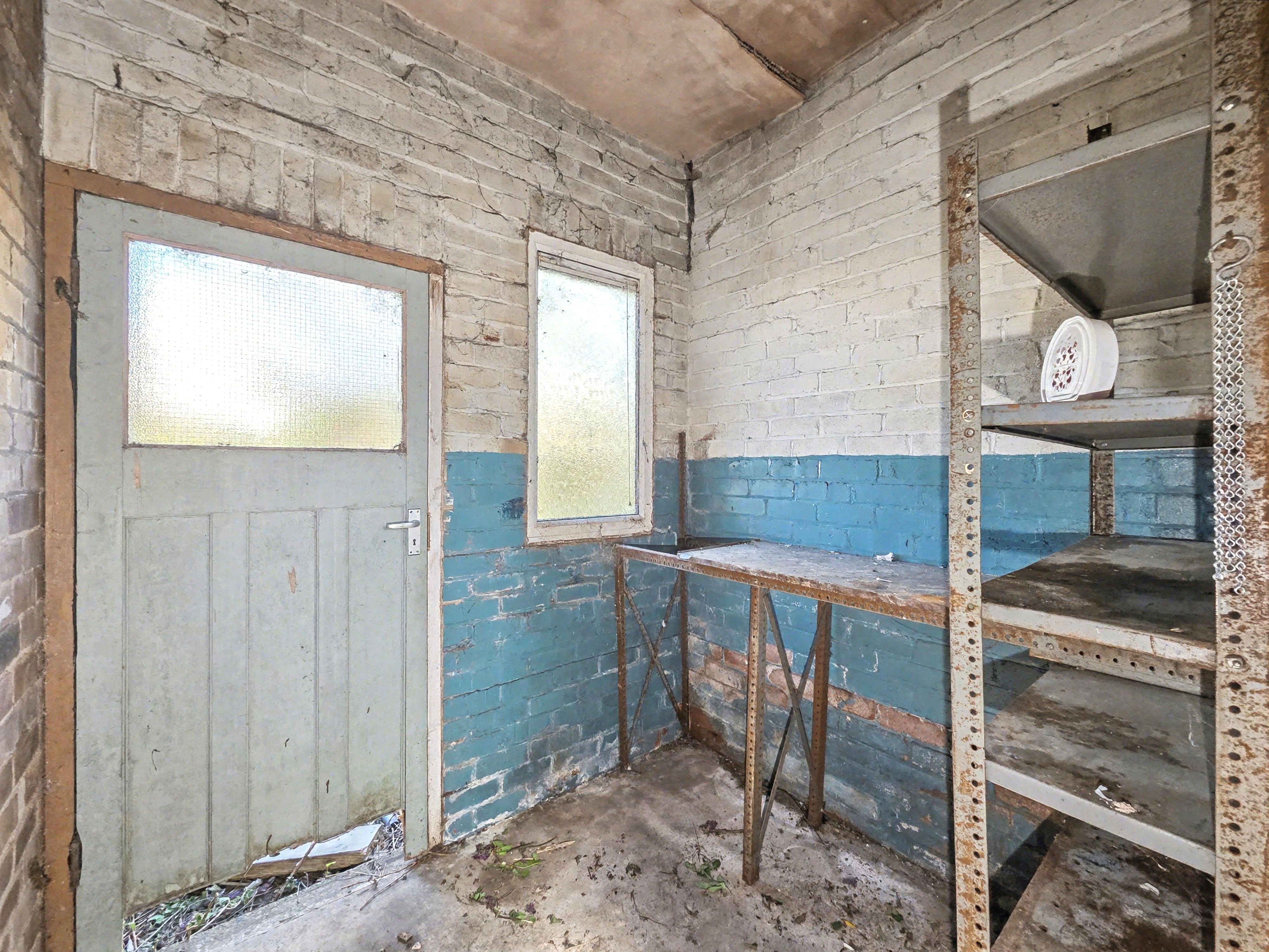 Image 14 of 18