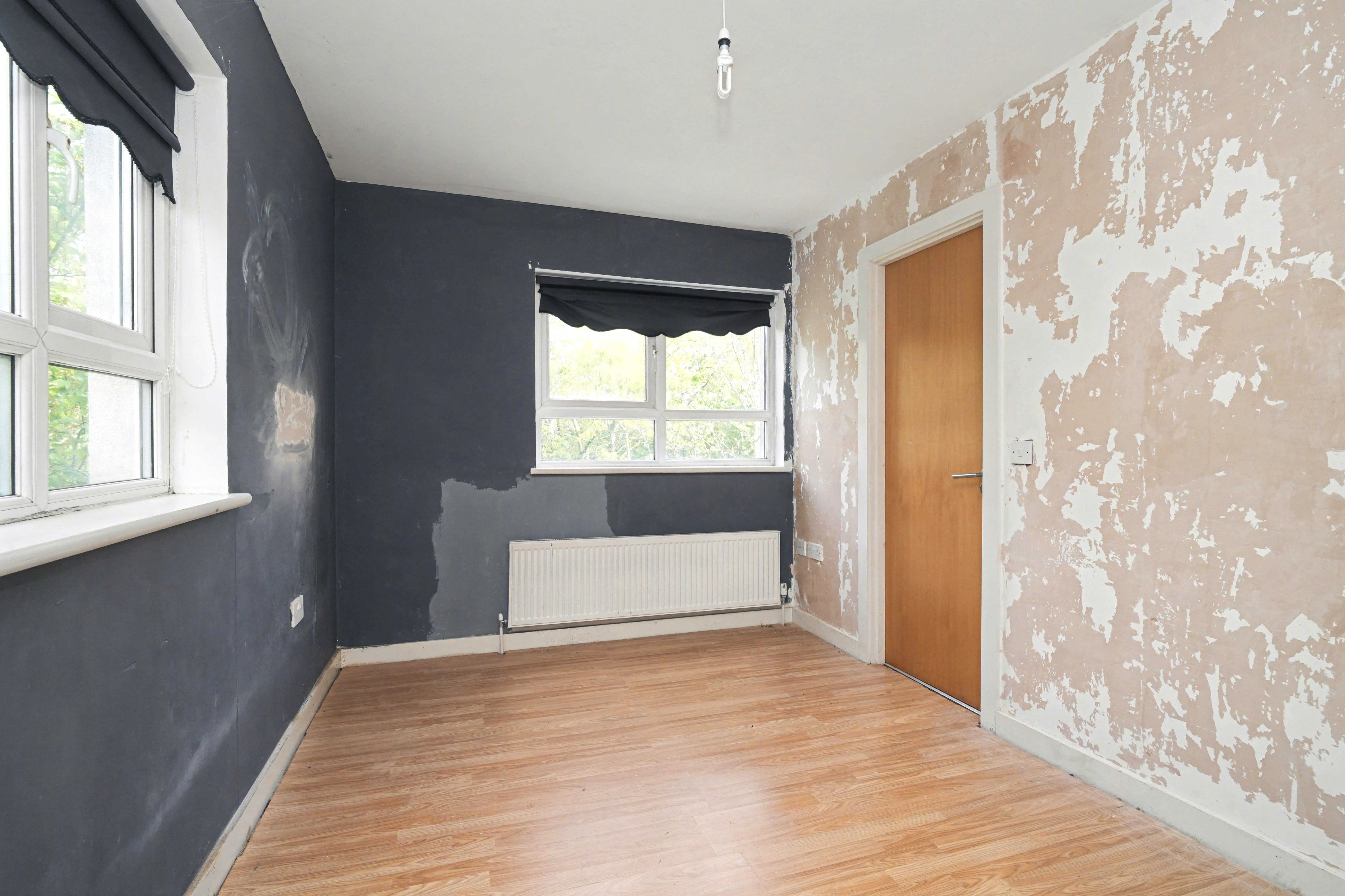 Image 10 of 19