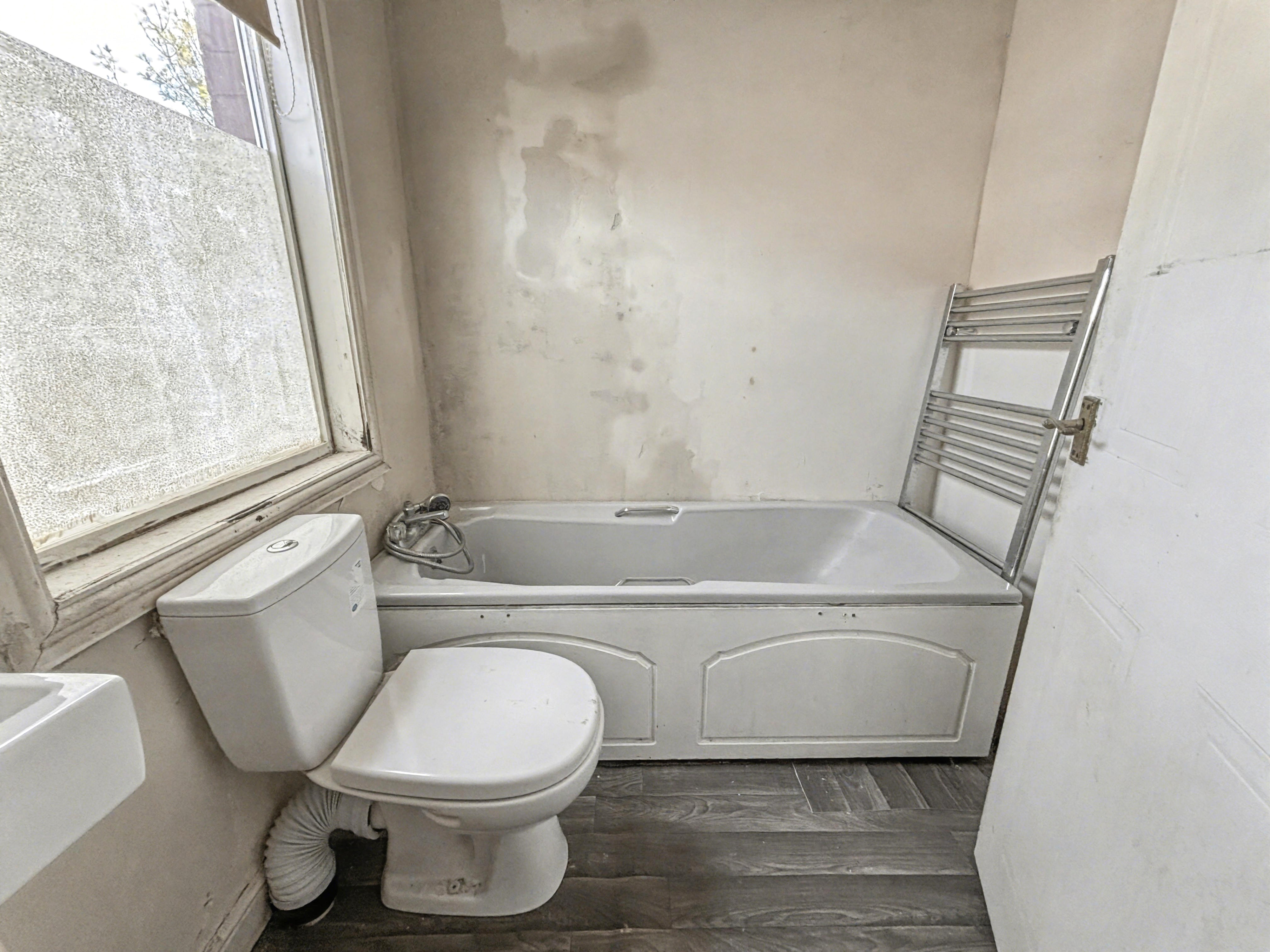 Image 12 of 14