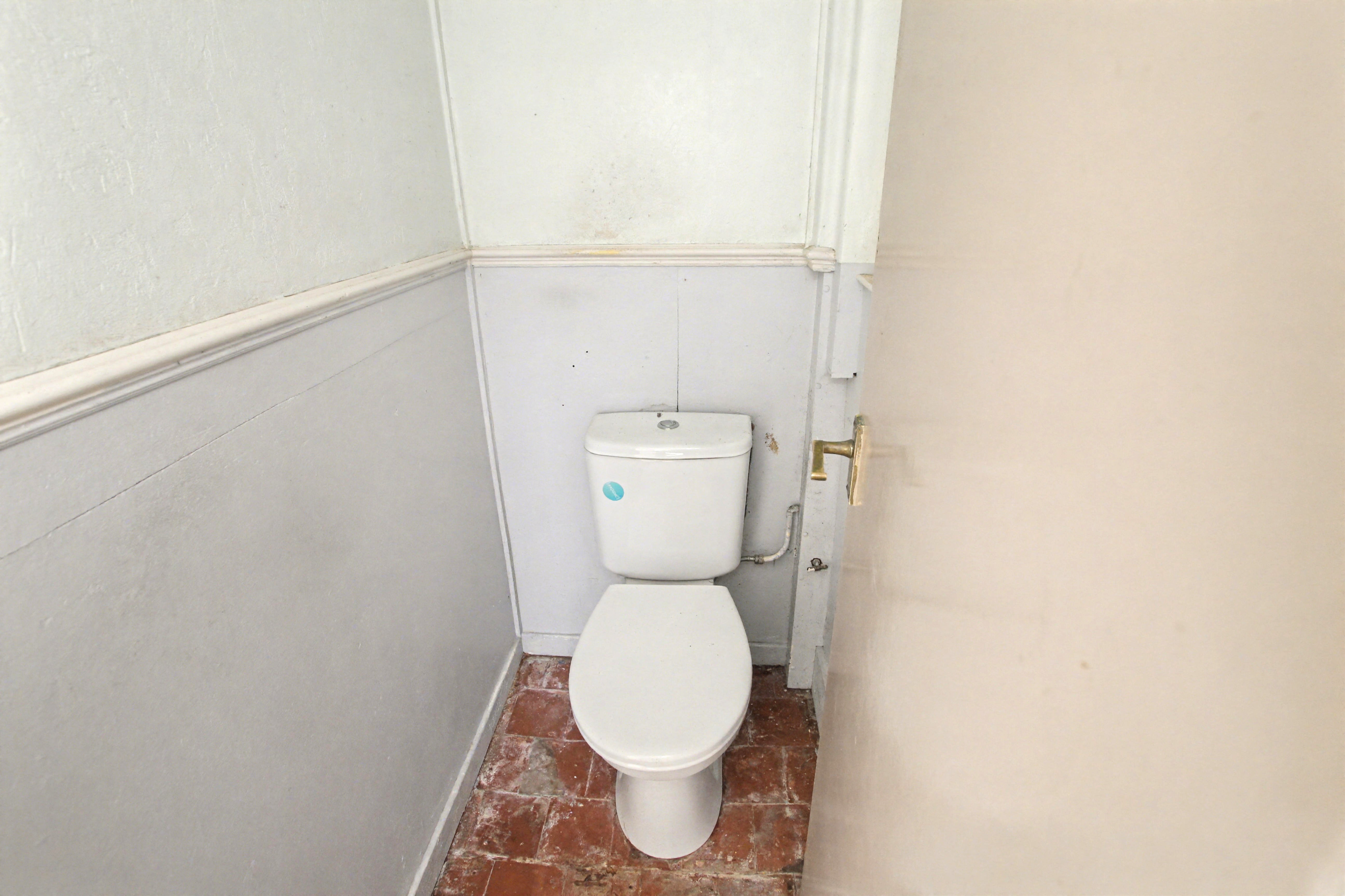 Image 15 of 18