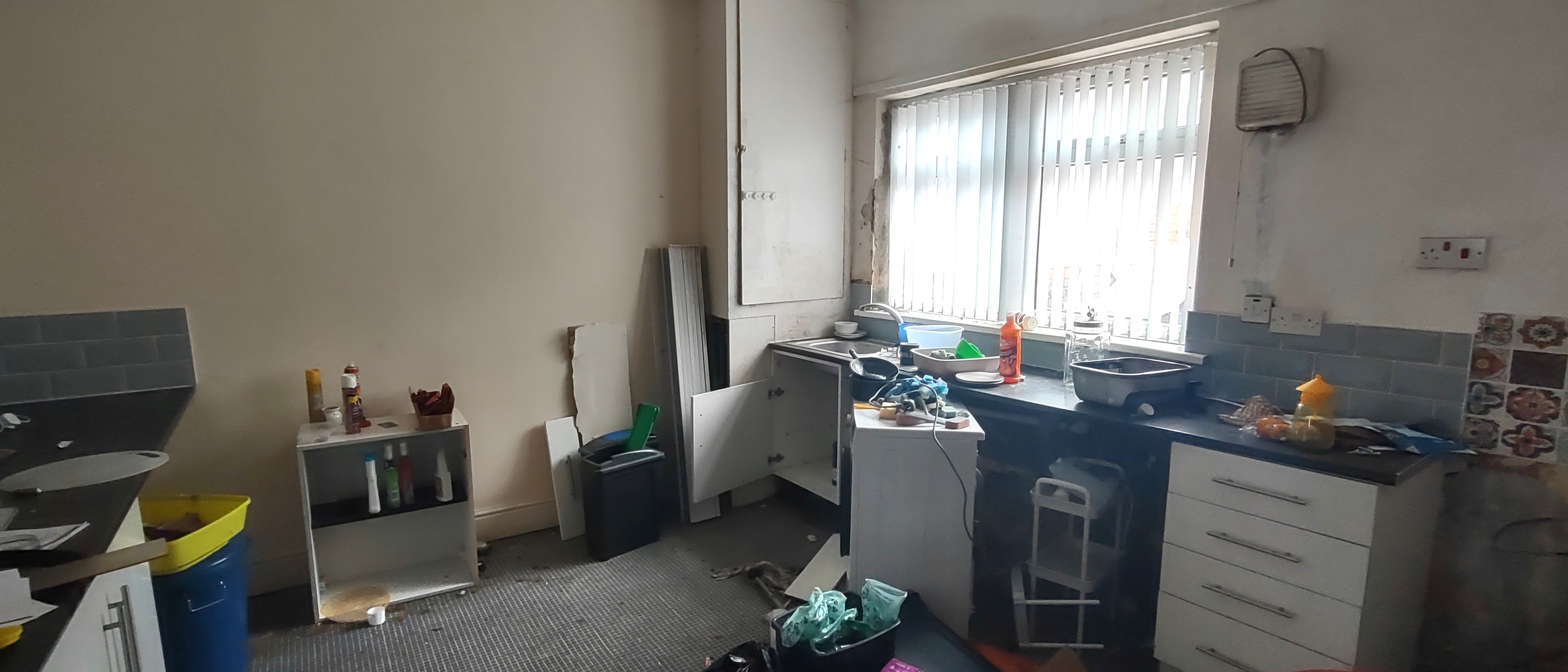 Image 4 of 10