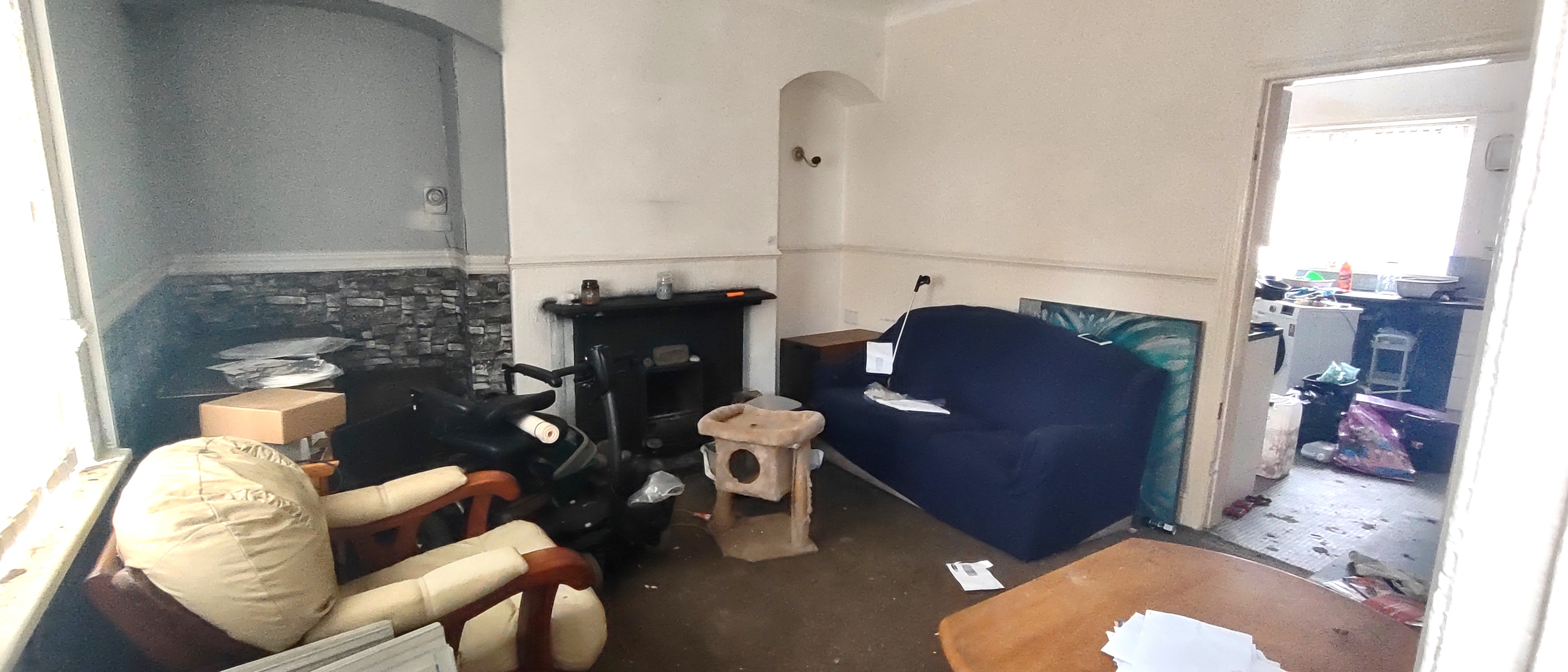 Image 2 of 10