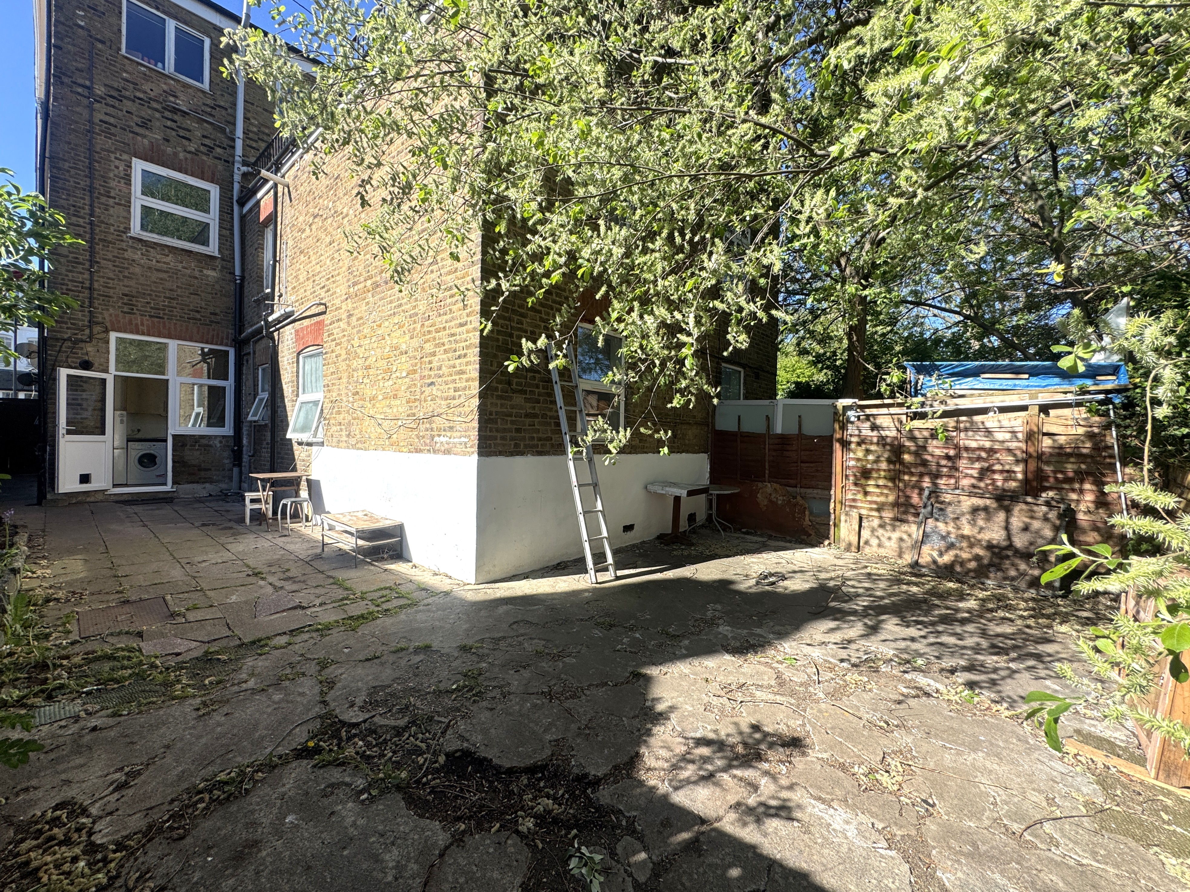 Image 15 of 39