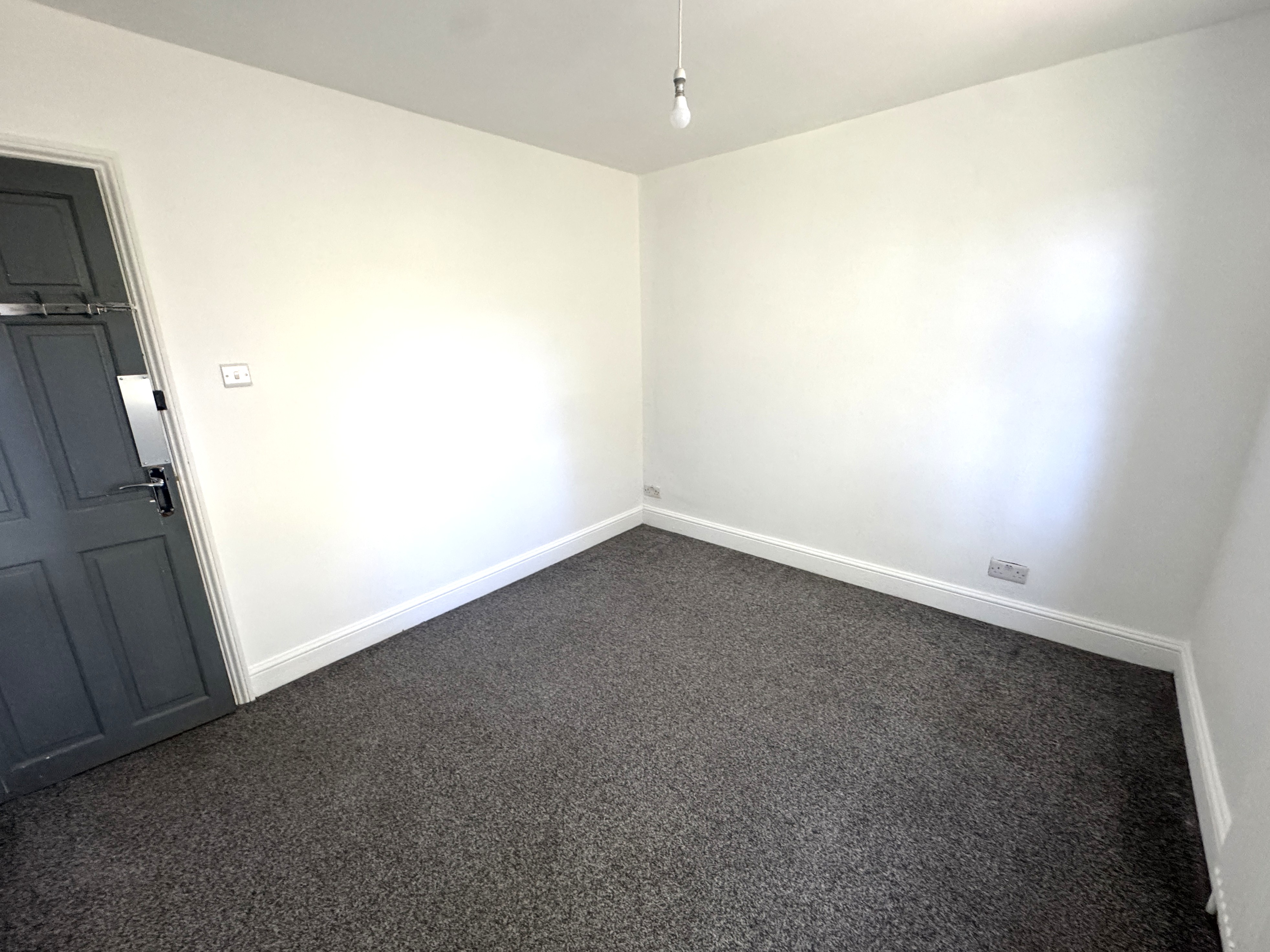 Image 34 of 39