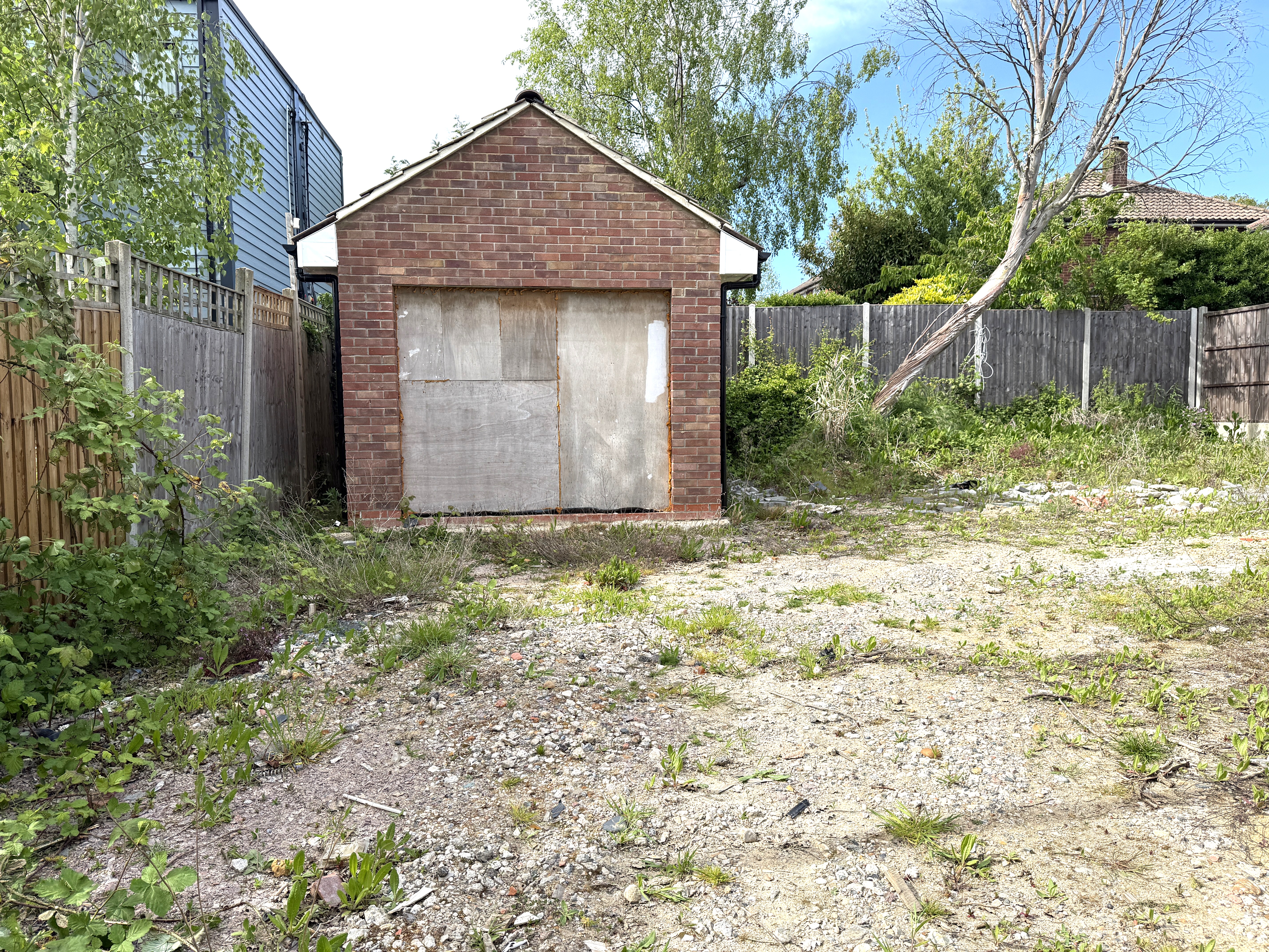 Image 4 of 6