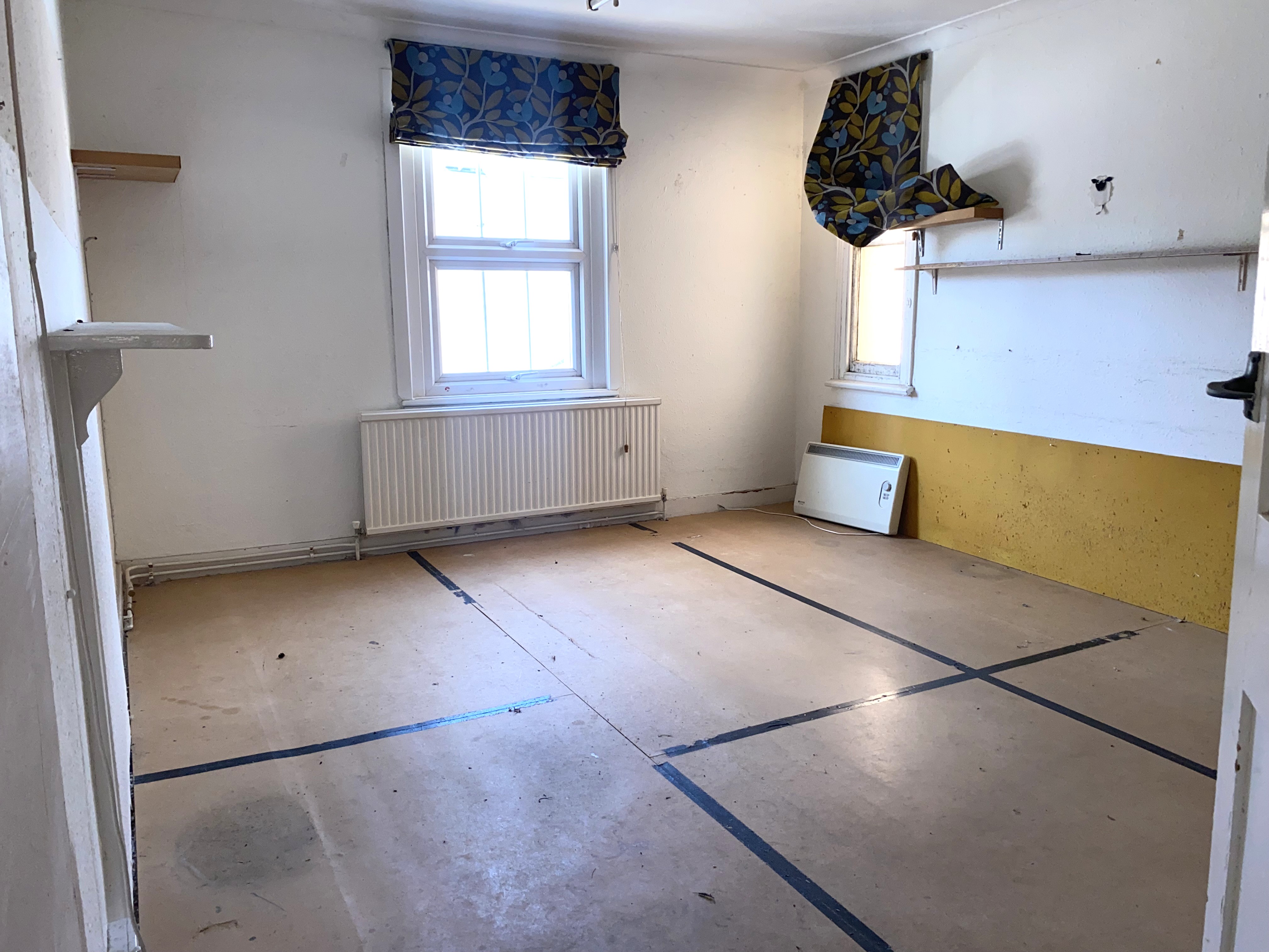 Image 4 of 7