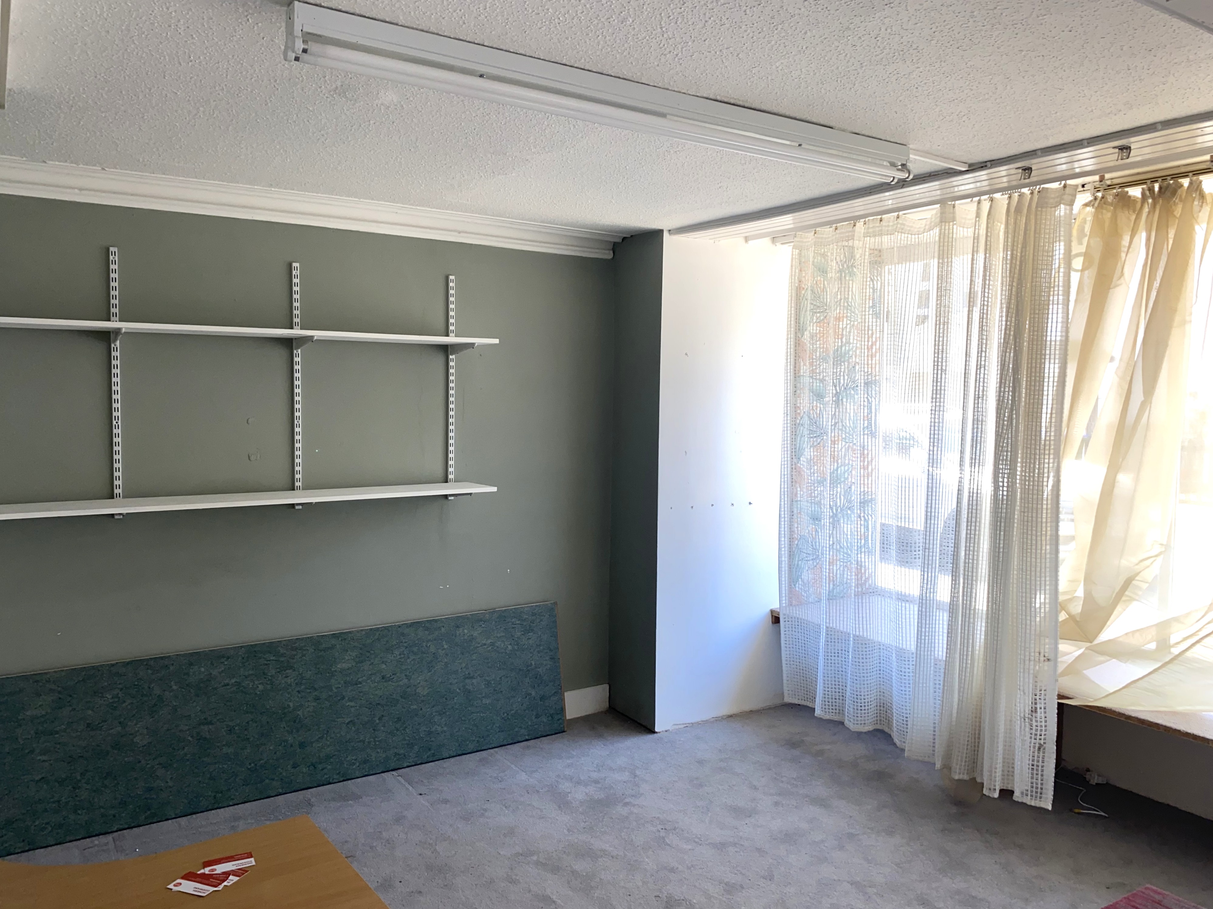 Image 3 of 7
