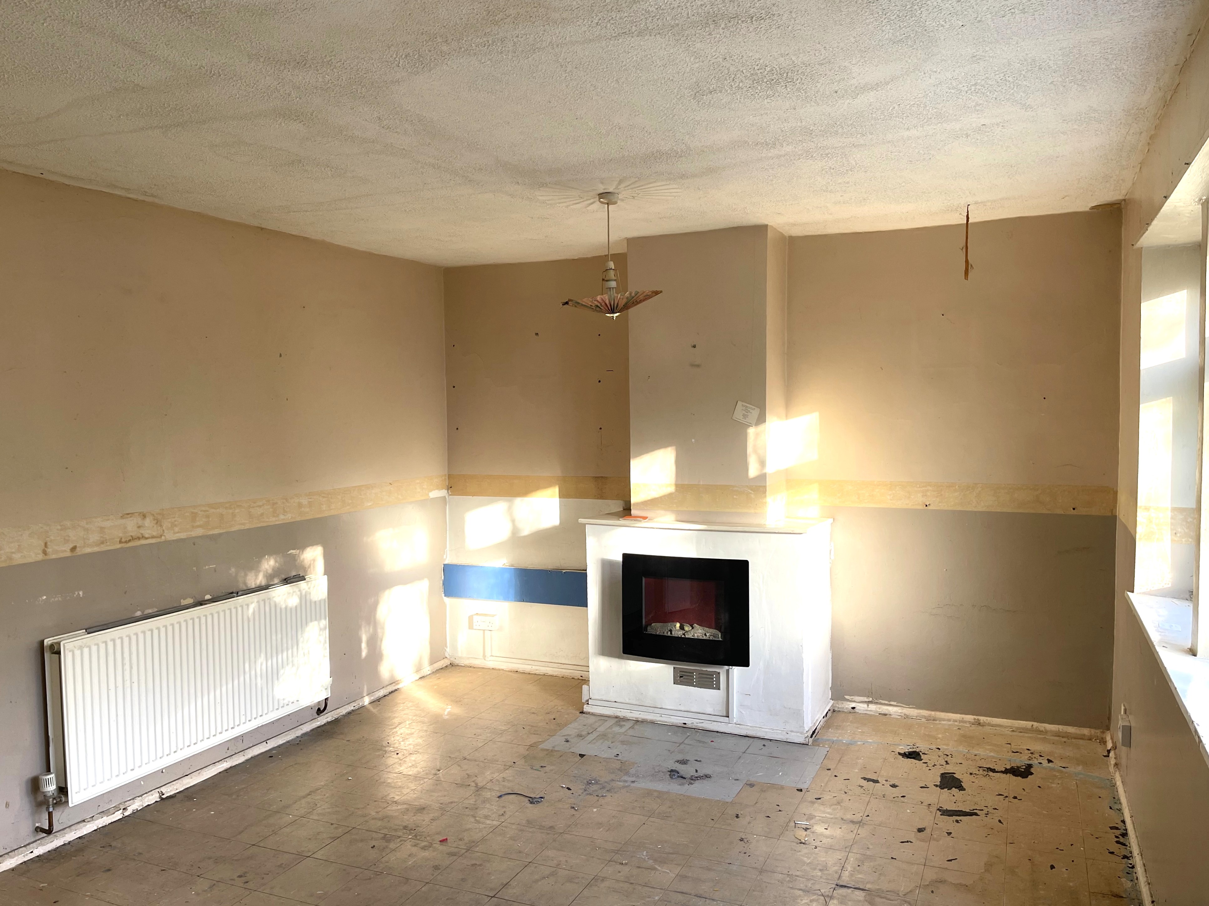 Image 2 of 11