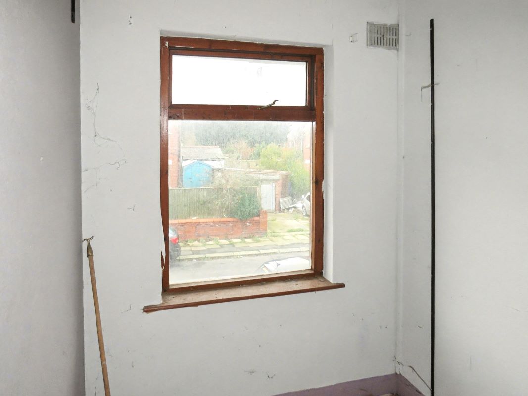 Image 14 of 17