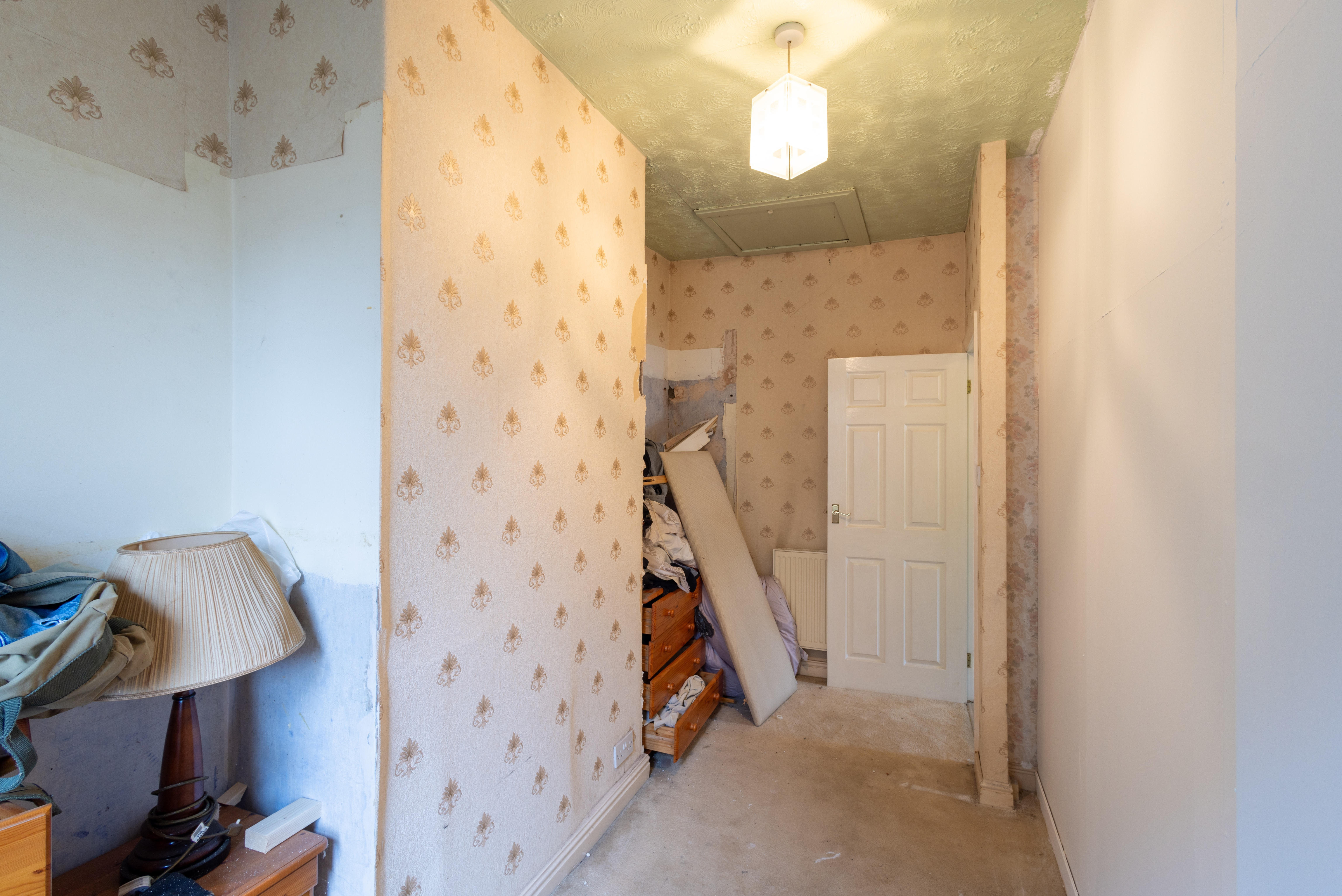 Image 10 of 13