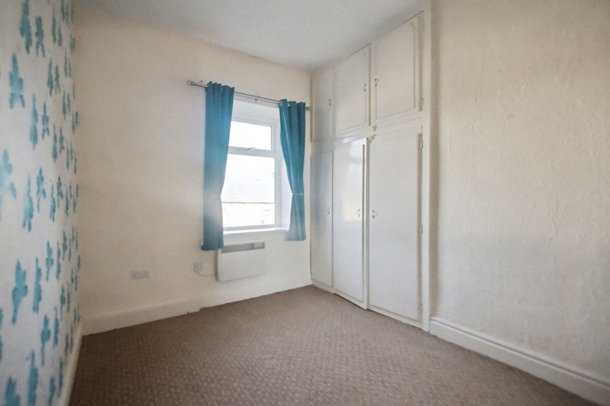 Image 11 of 19