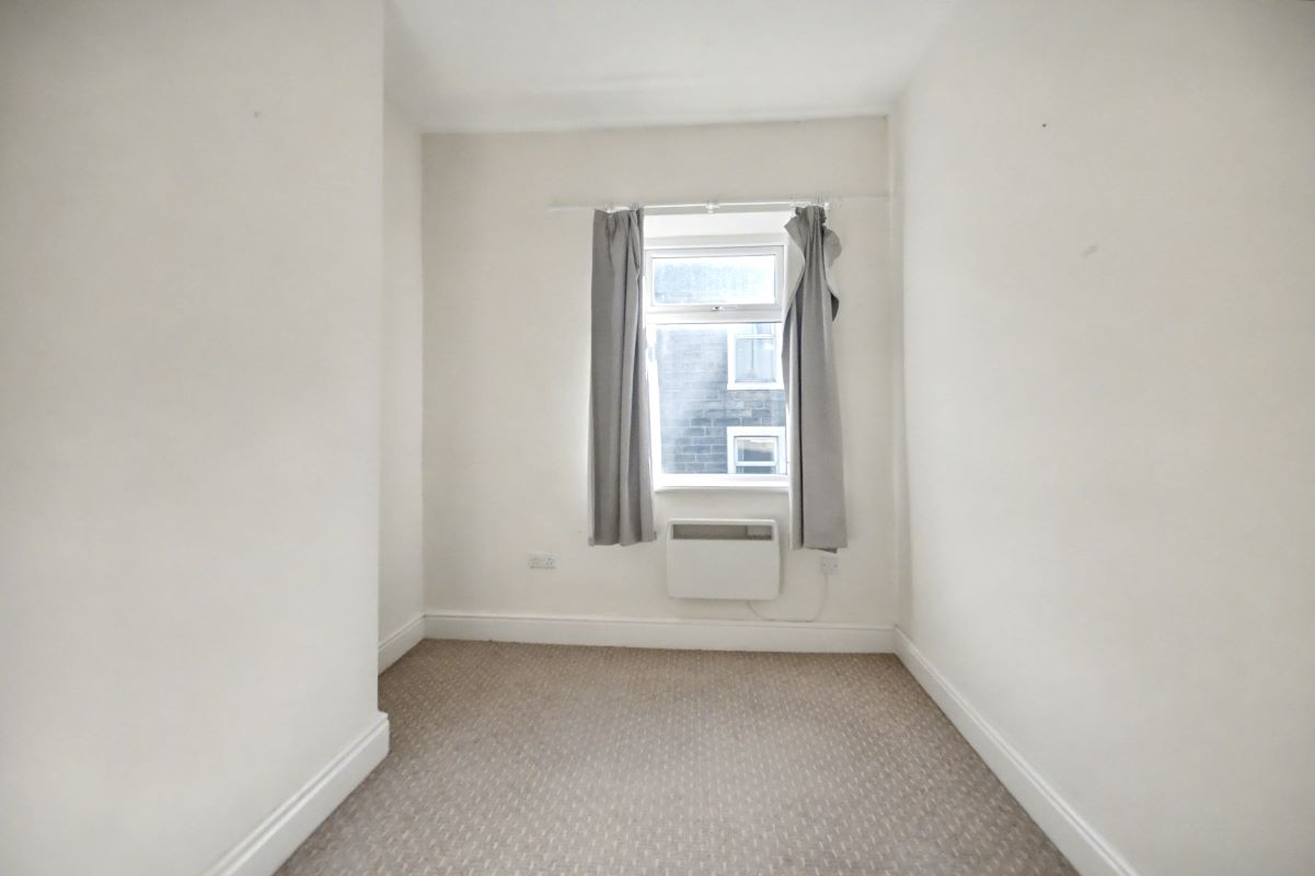 Image 15 of 19