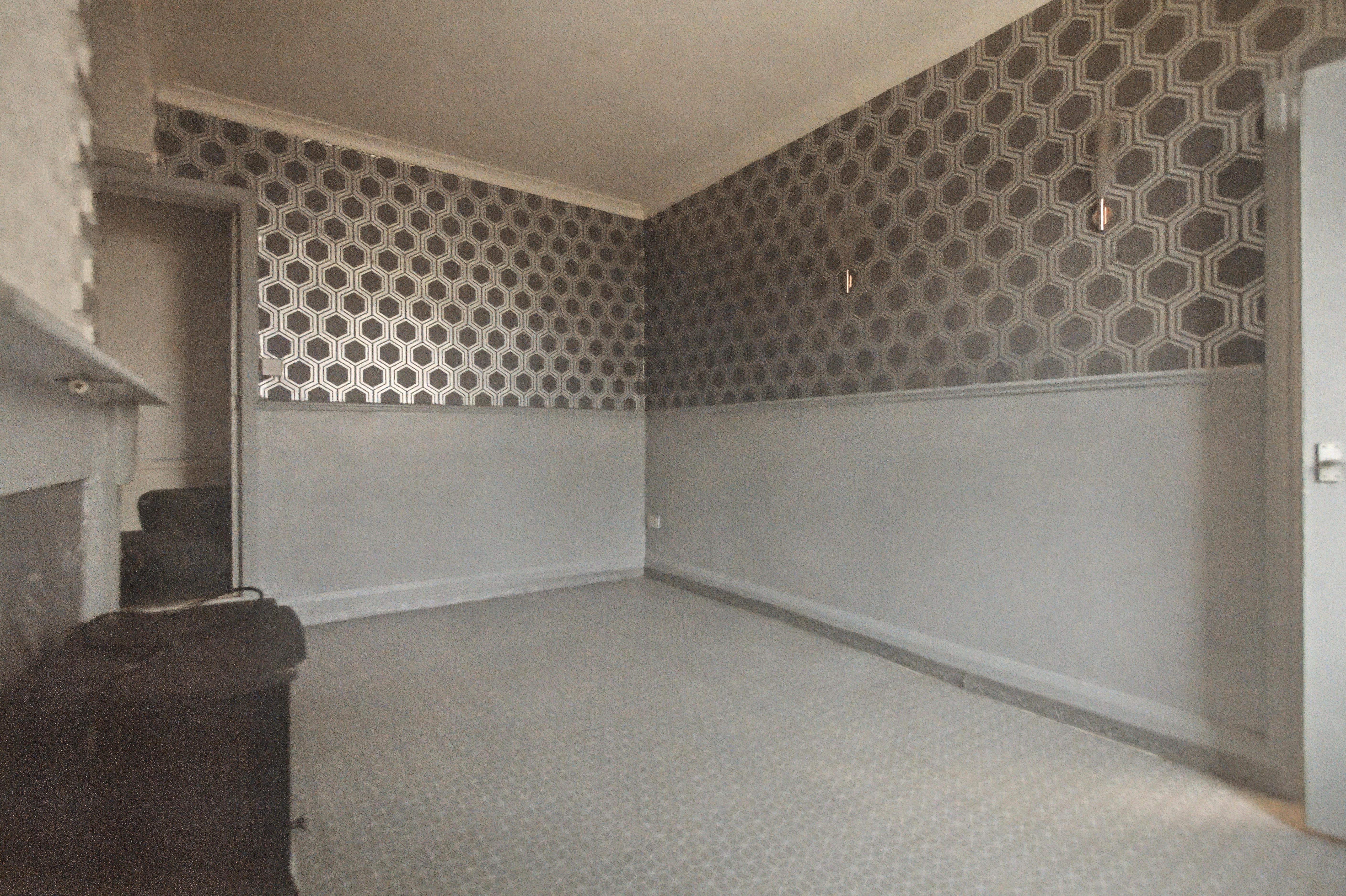 Image 3 of 14