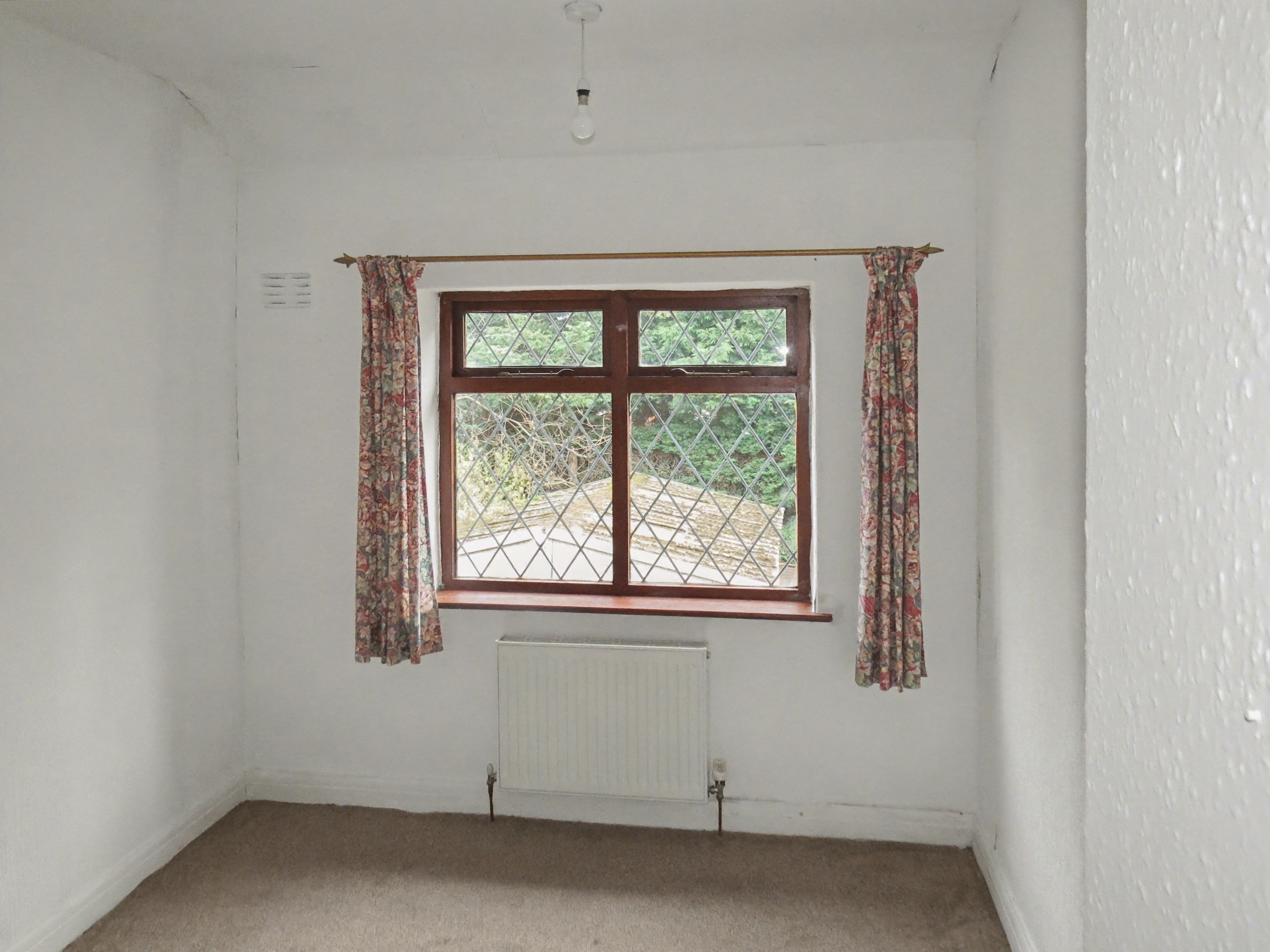 Image 11 of 18