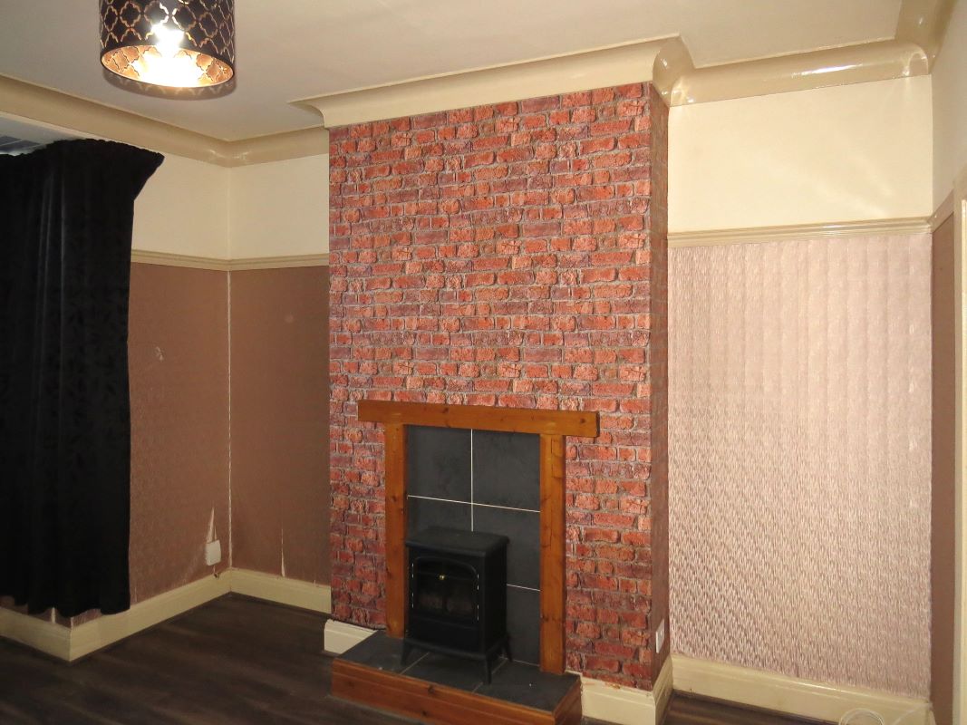 Image 7 of 19