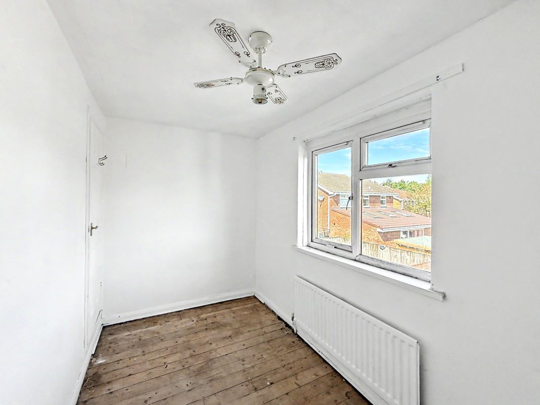 Image 11 of 16