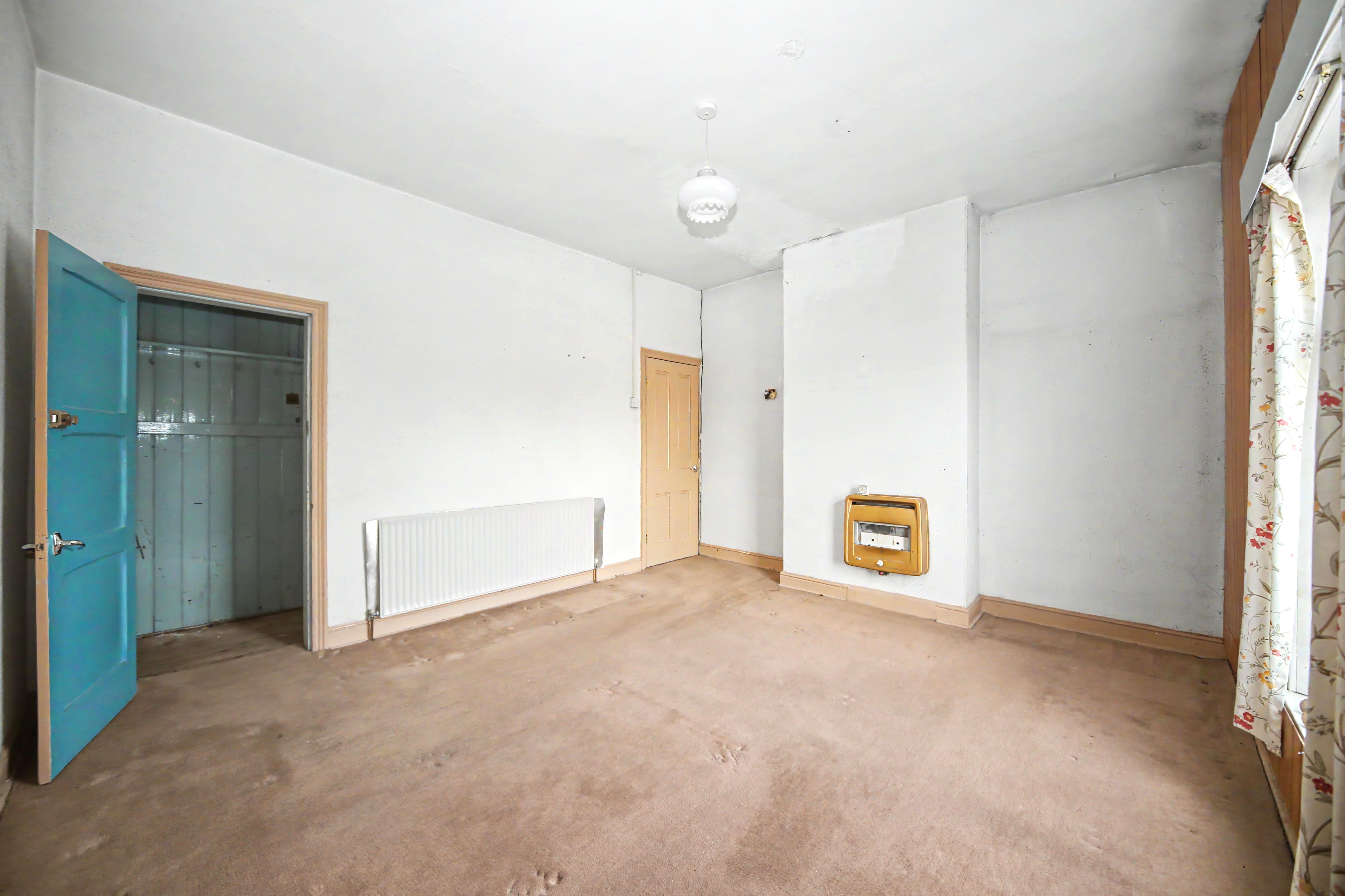 Image 10 of 18
